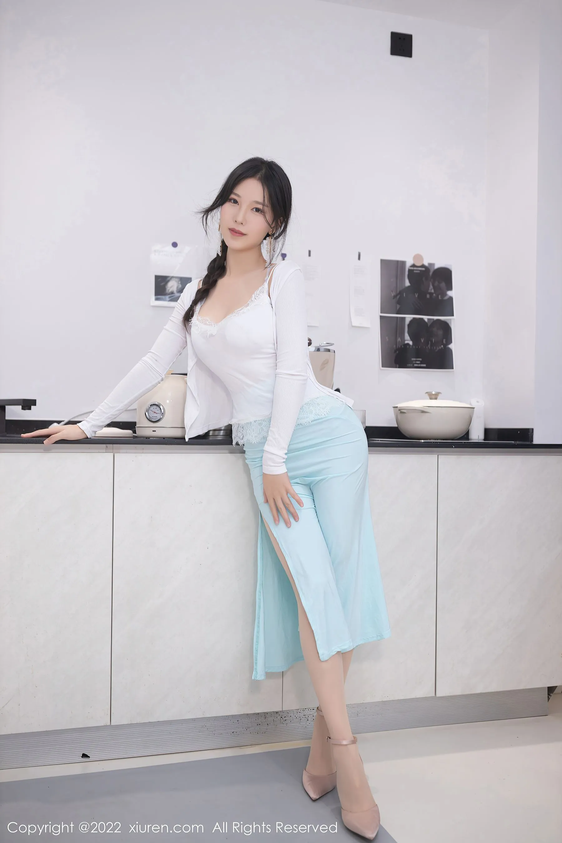  秀人网 No.4994 利世 人妻美腿第19张