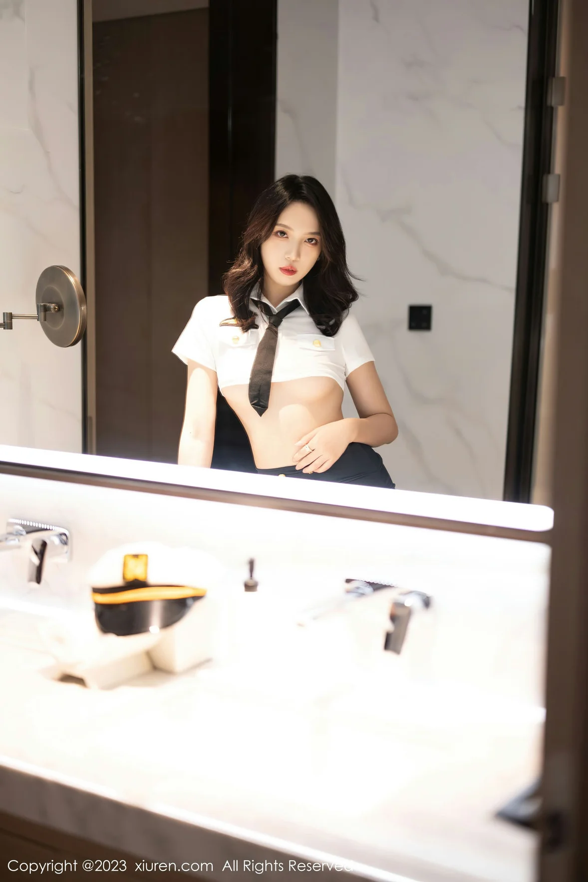  XiuRen 秀人 No.7068 郑颖姗Bev 情趣制服诱惑性感写真 [82P]第7张