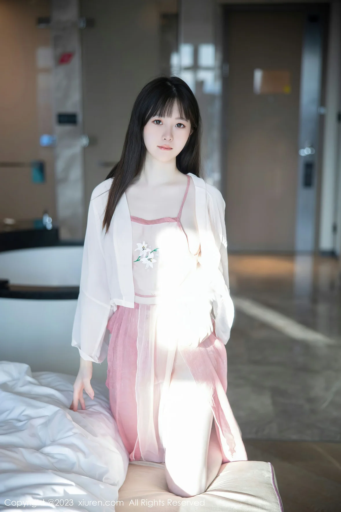  XiuRen 秀人 No.6926 林悠悠 首套写真粉色古装 [78P]第4张