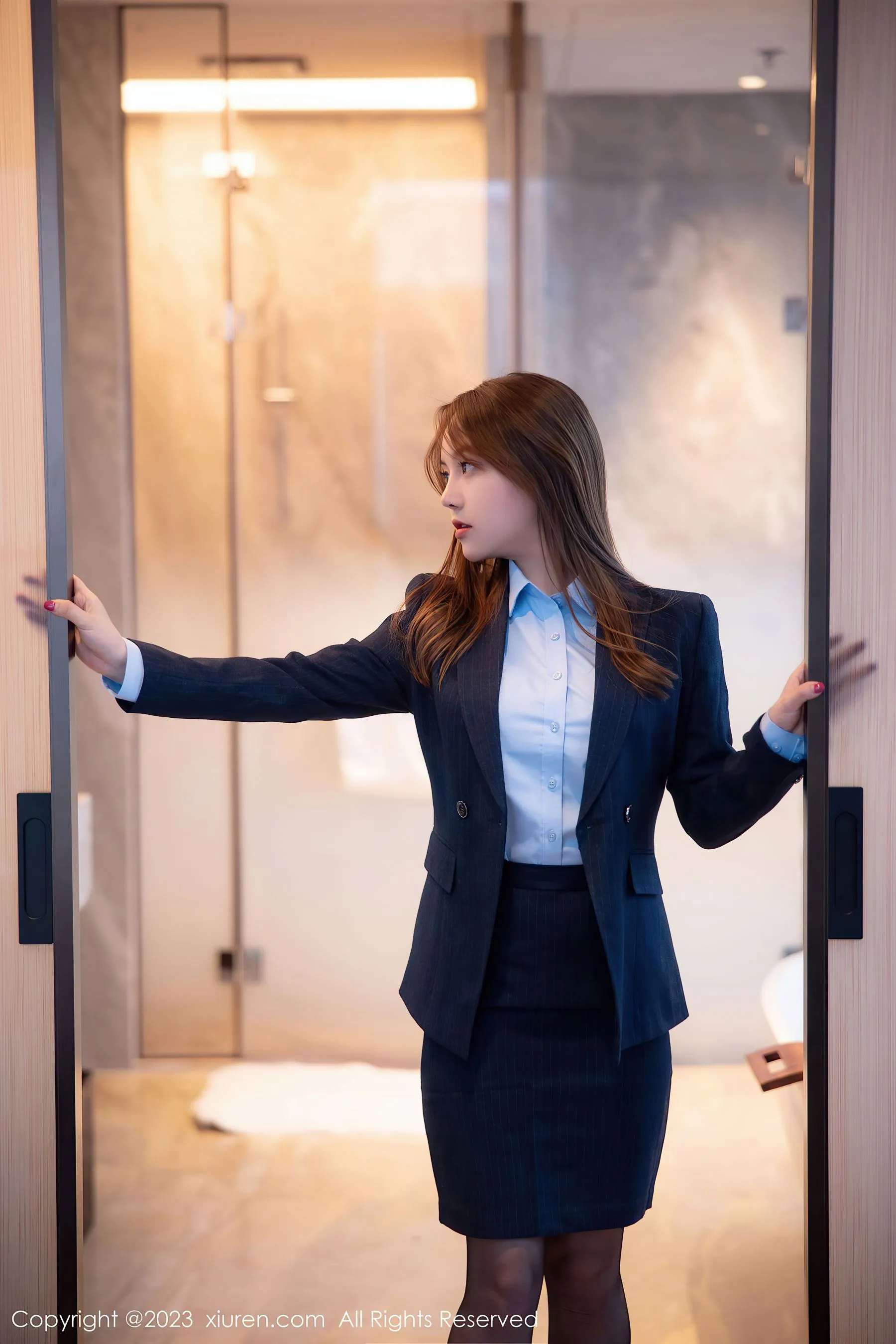 秀人网 No.6190 豆瓣酱 制服美臀第25张