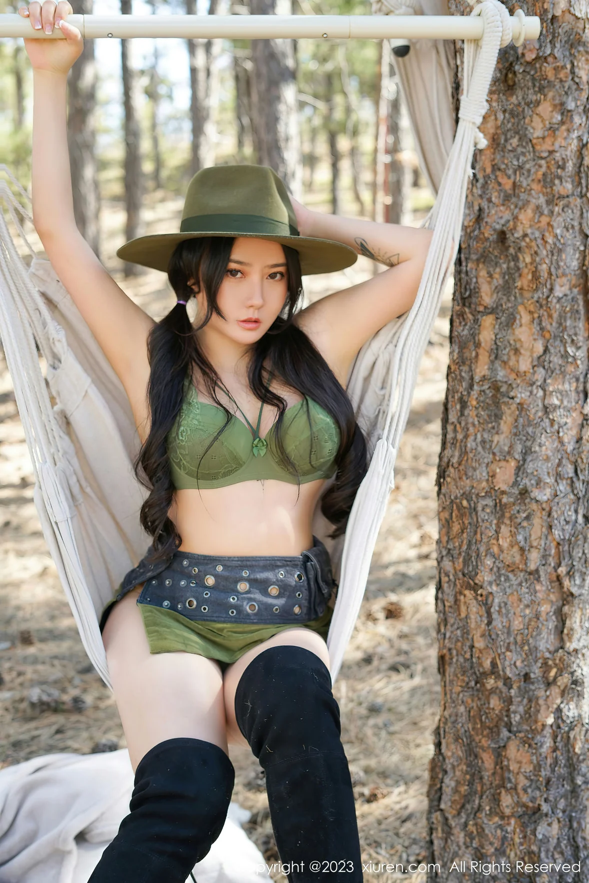  XiuRen 秀人 No.6902 Manuela玛鲁娜 牛仔户外场景性感写真 [59P]第8张