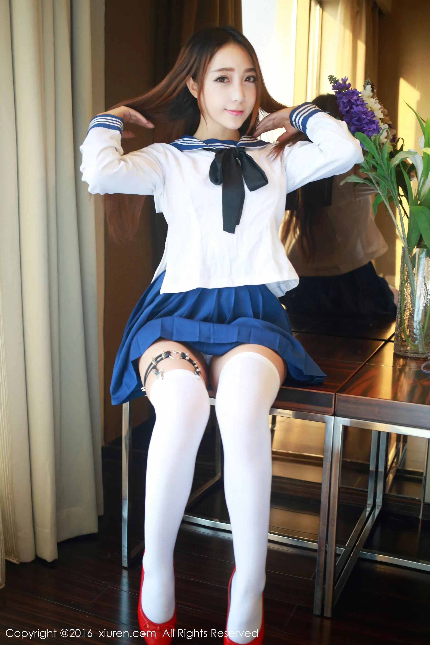 黄歆苑《学生装制服诱惑+抹胸内衣》 秀人网 No.486第2张