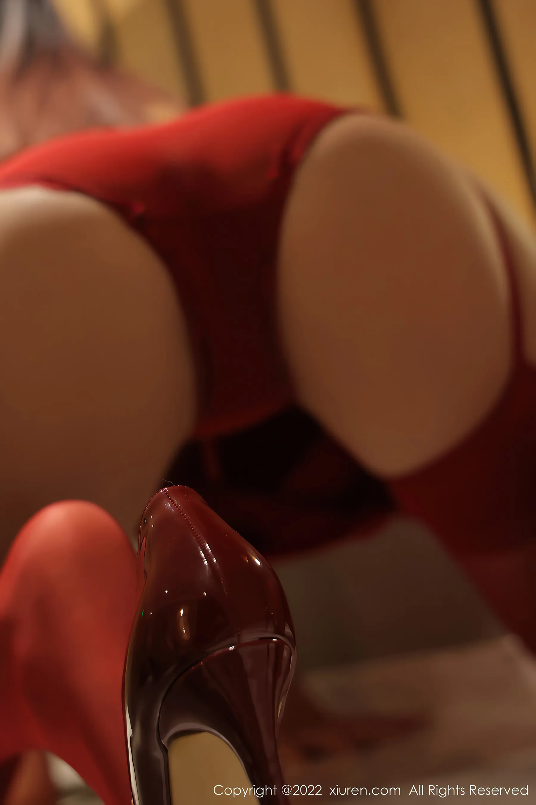  秀人网 No.4572 汐汐baby 酒店场景美腿丝袜第26张