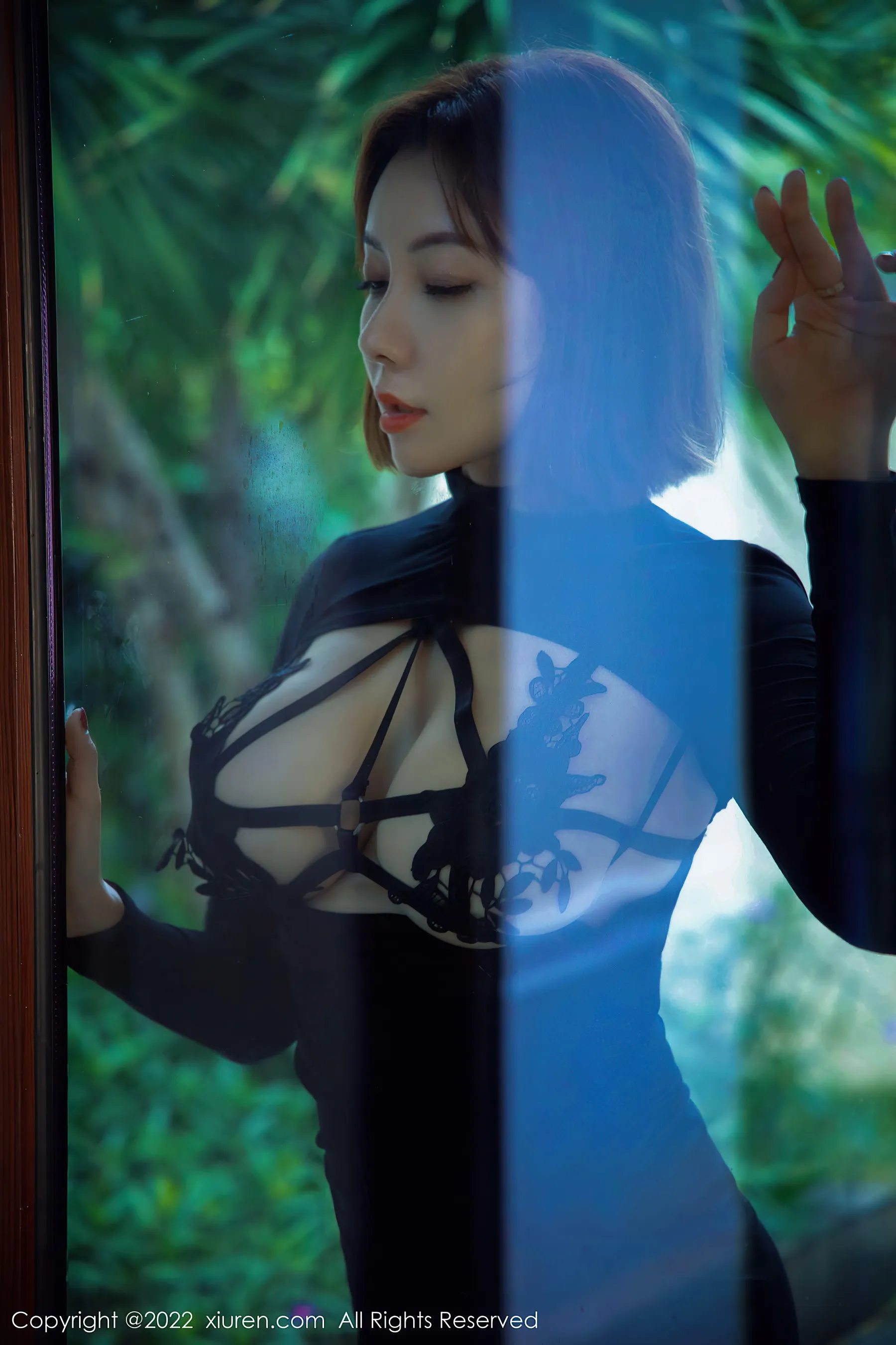  秀人网 No.4597 果儿Victoria 三亚旅拍第6张