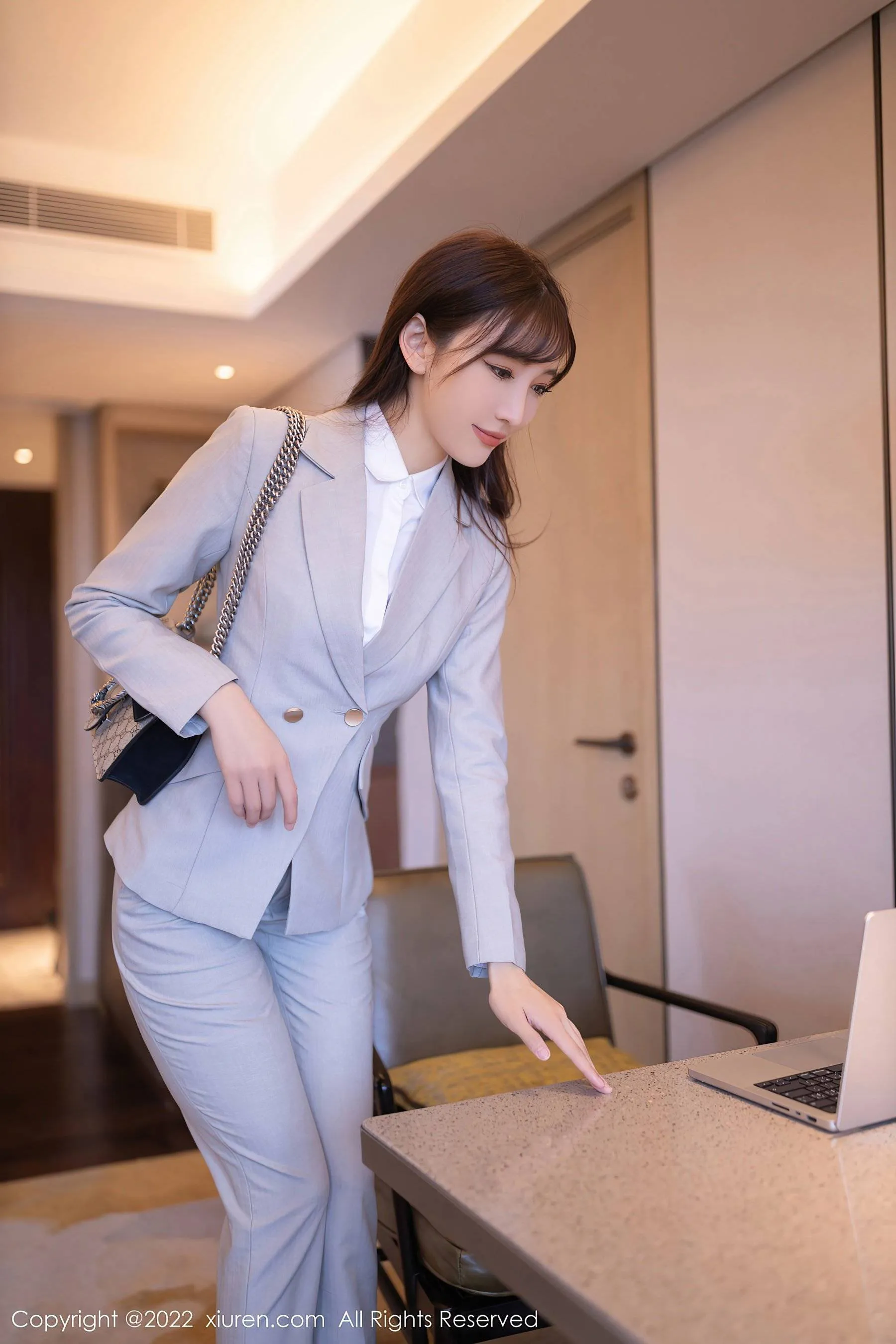  秀人网 No.5840 陆萱萱第23张