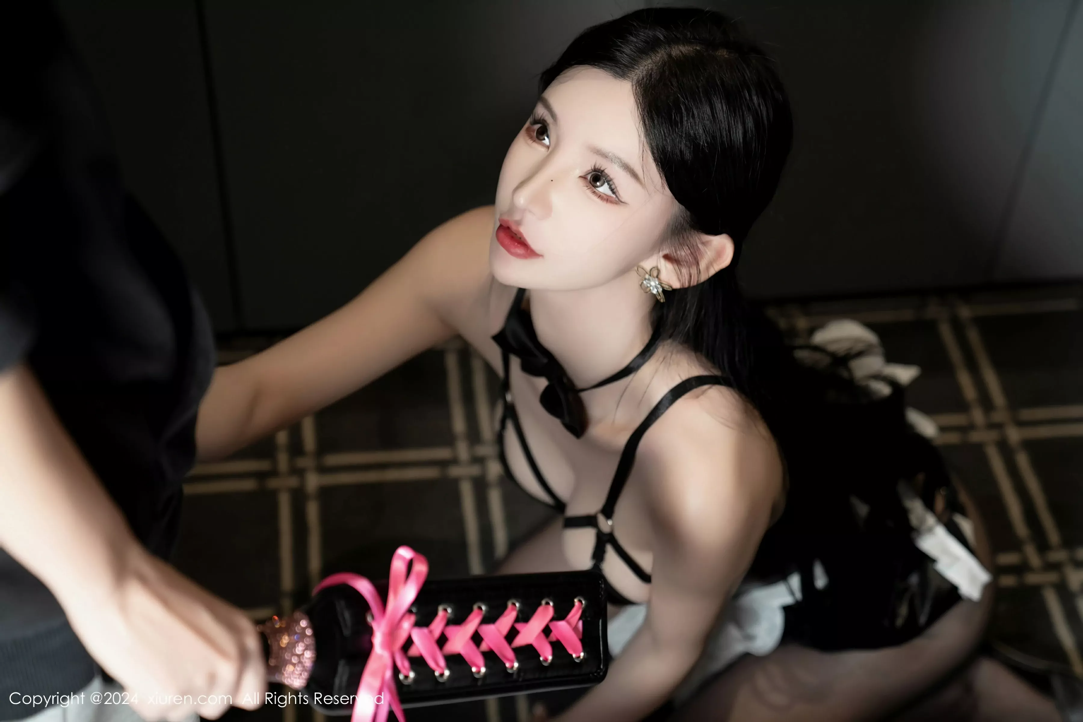  XiuRen 秀人 No.8057 周于希Sally [112P]第2张