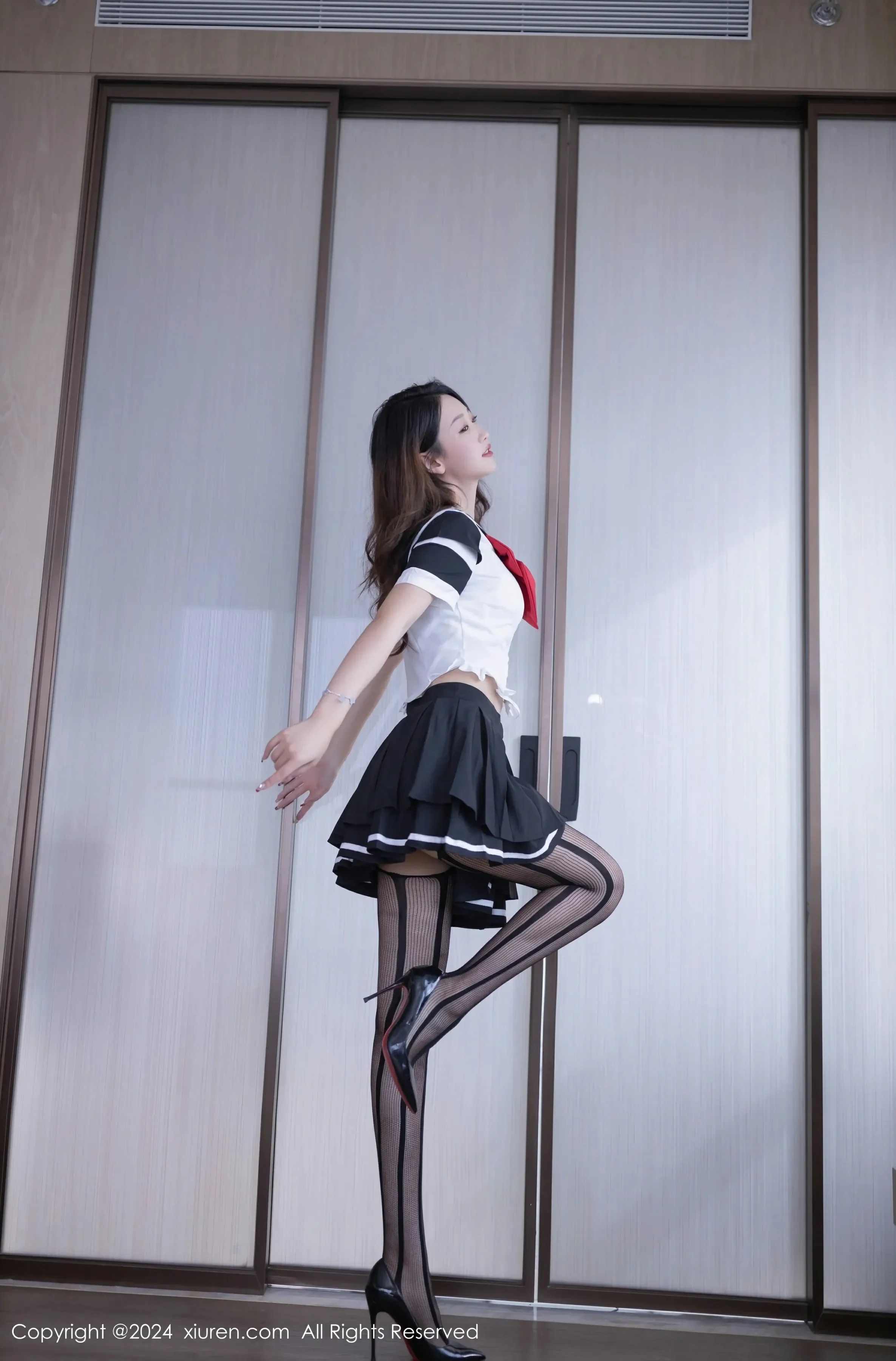  XiuRen 秀人 No.8287 唐安琪 [80P]第2张