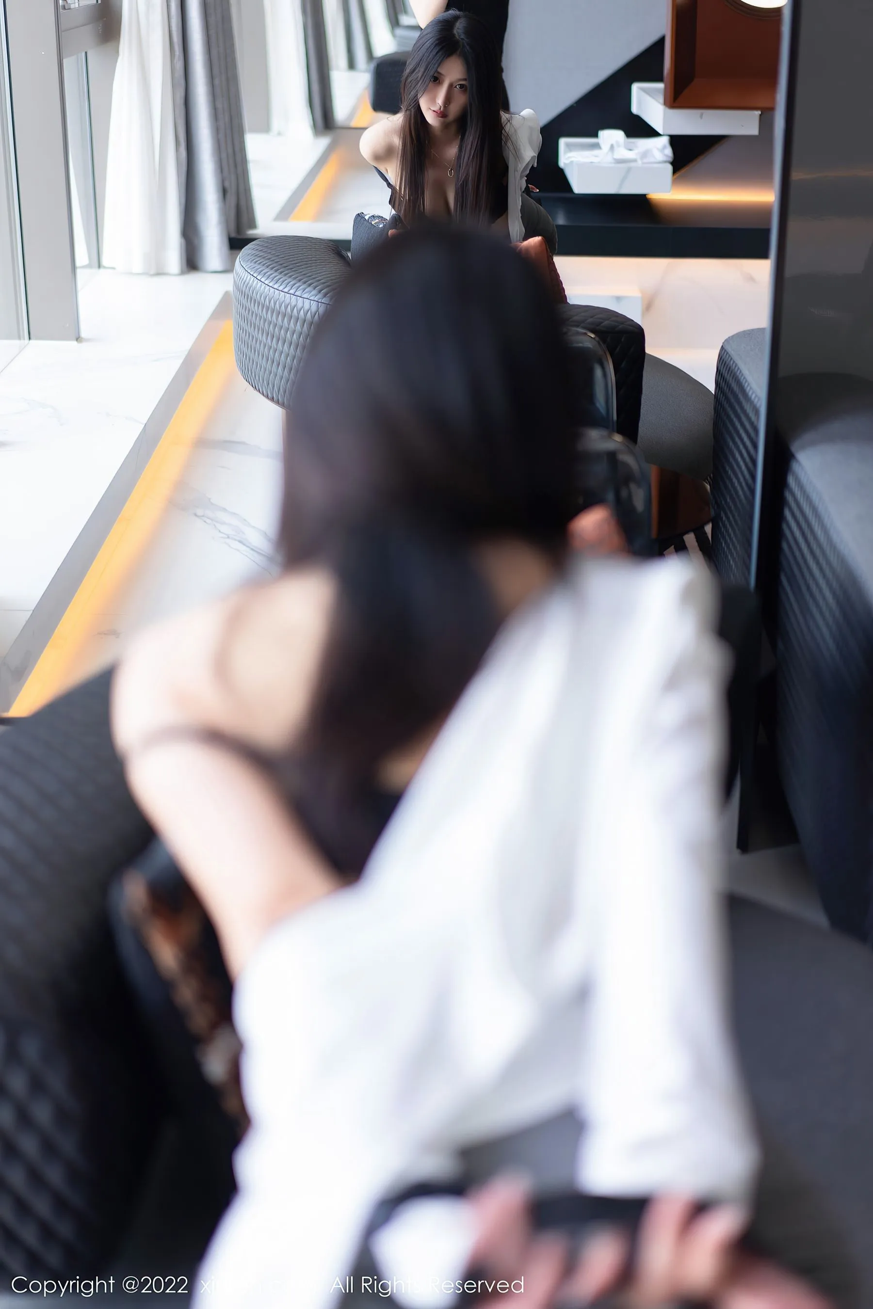  秀人网 No.5795 laura阿姣 黑丝美腿第11张