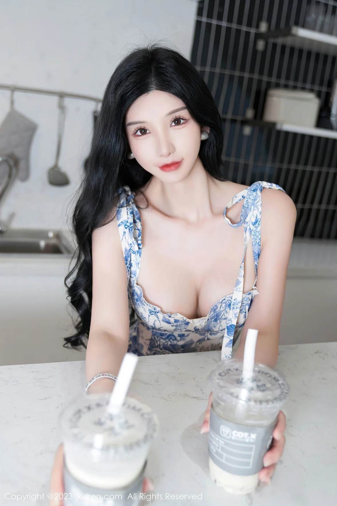  XiuRen 秀人 No.7225 周于希Sally 主题《可以给我你的微信嘛？》厦门旅拍 [103P]第6张