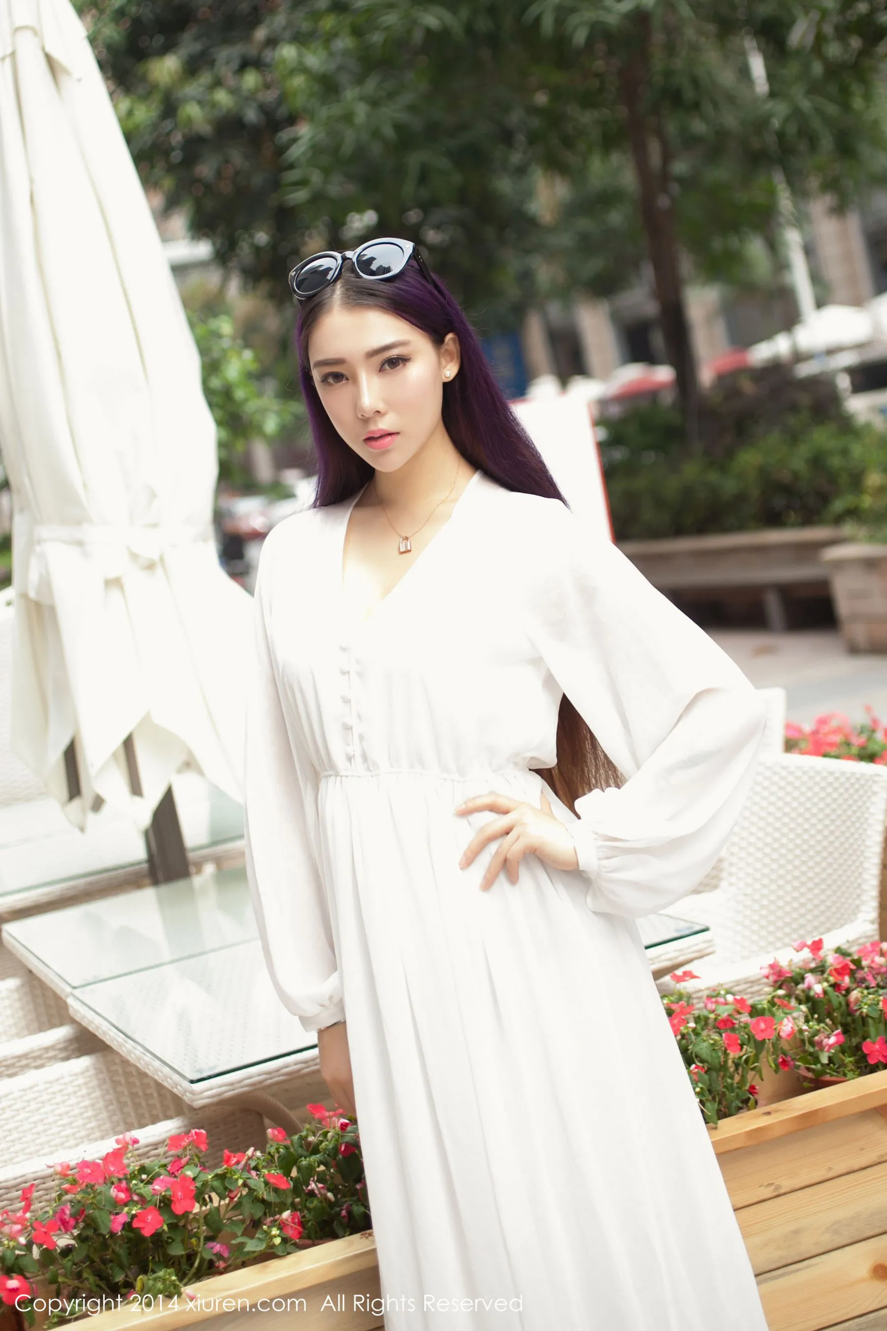  夢娜Vanessa《款款而来的特级女神》 秀人网 No.131第3张