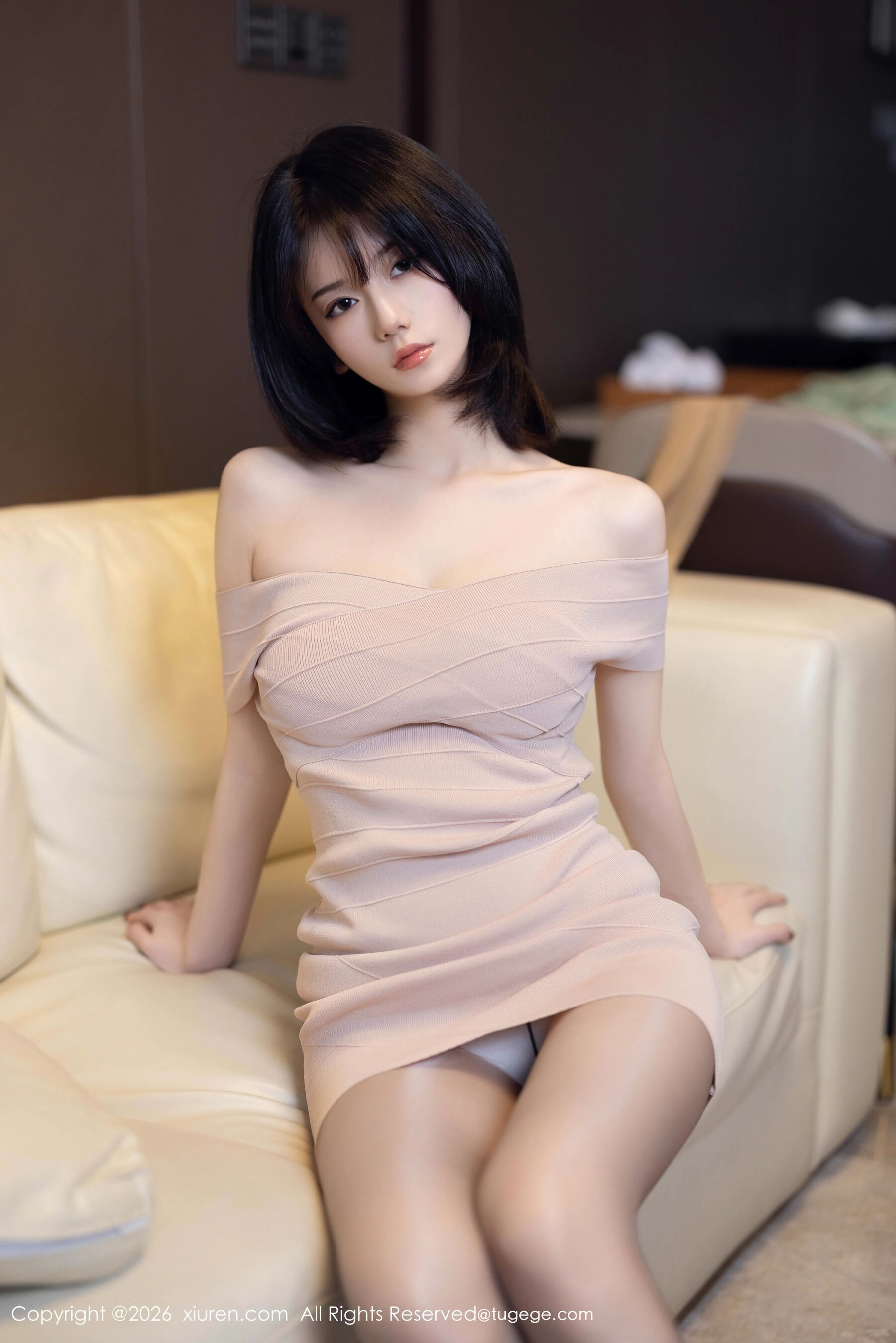  秀人网 凌七七 Vol.11244 [84P]第2张