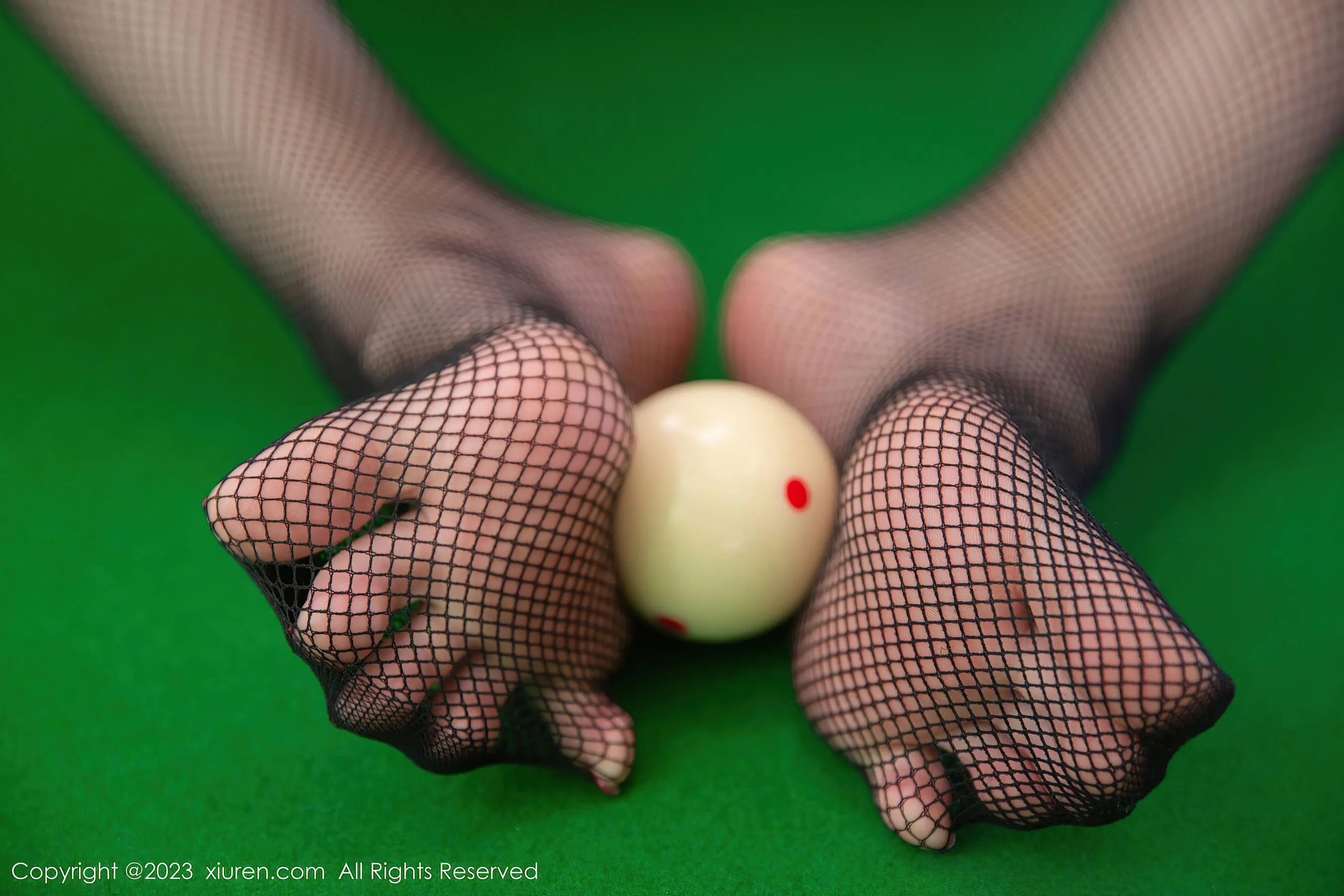 秀人网 No.6283 是小逗逗 桌球美腿第30张