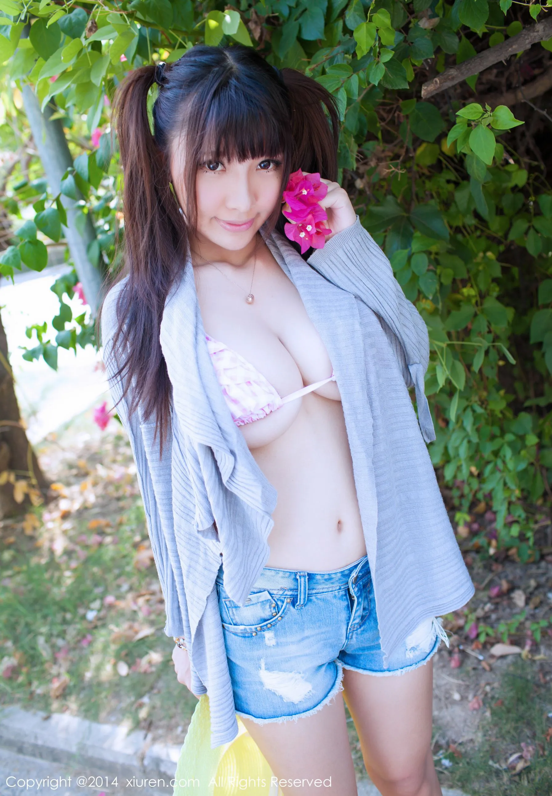 李镇姬/晓茜sunny《爆乳内衣+海边系列》 秀人网 No.227第12张