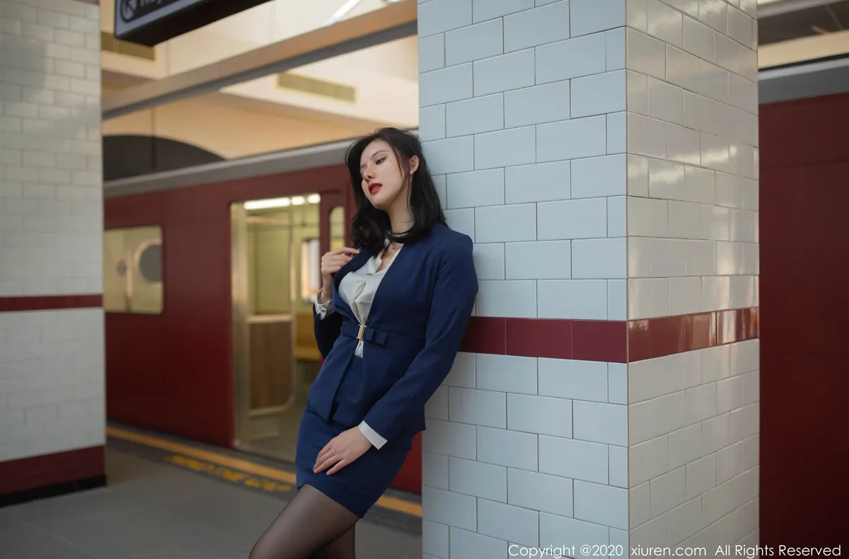 XIUREN秀人网 N0.1965 就是阿朱啊第2张