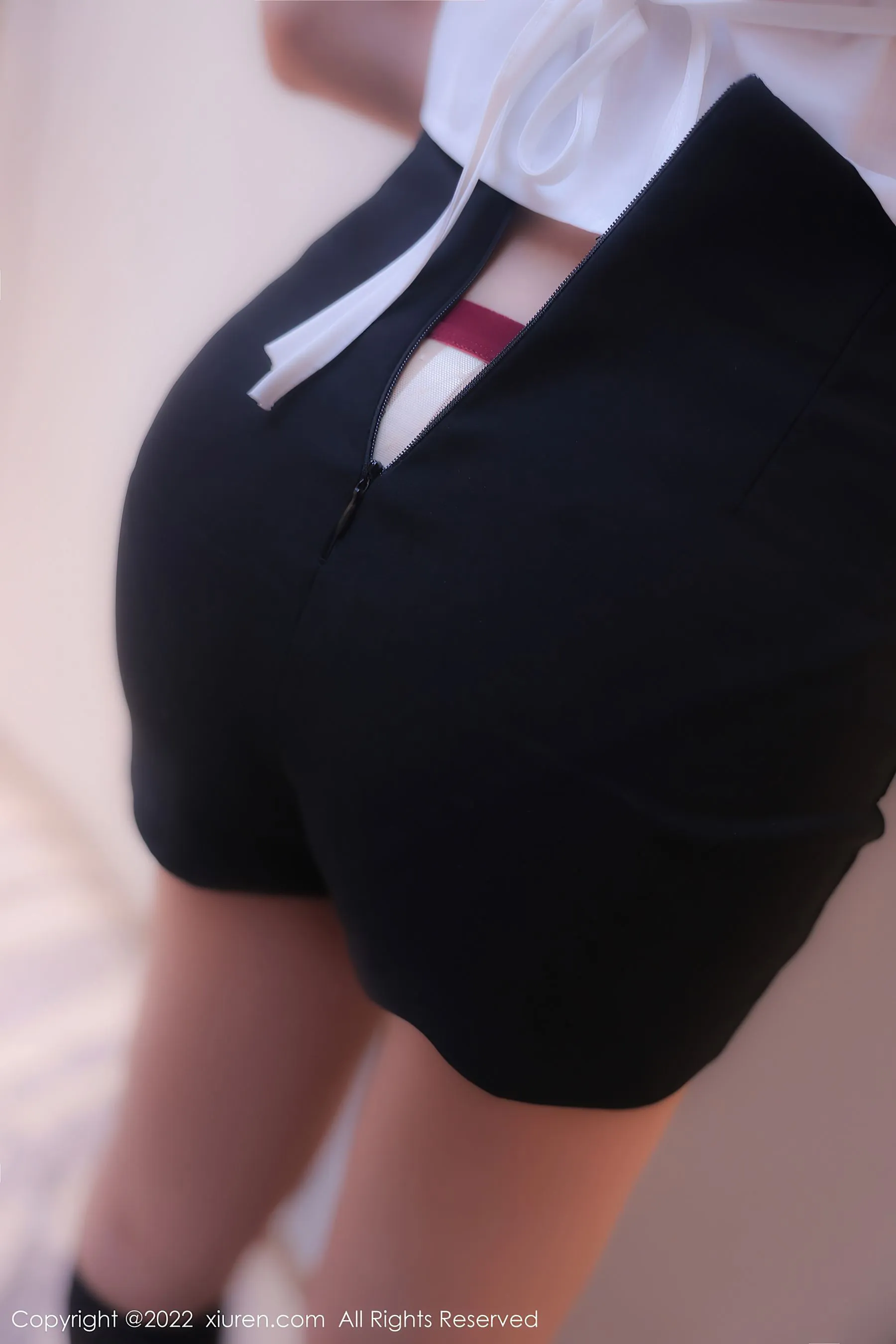 秀人网 No.5702 美羊羊 短发新人模特第16张