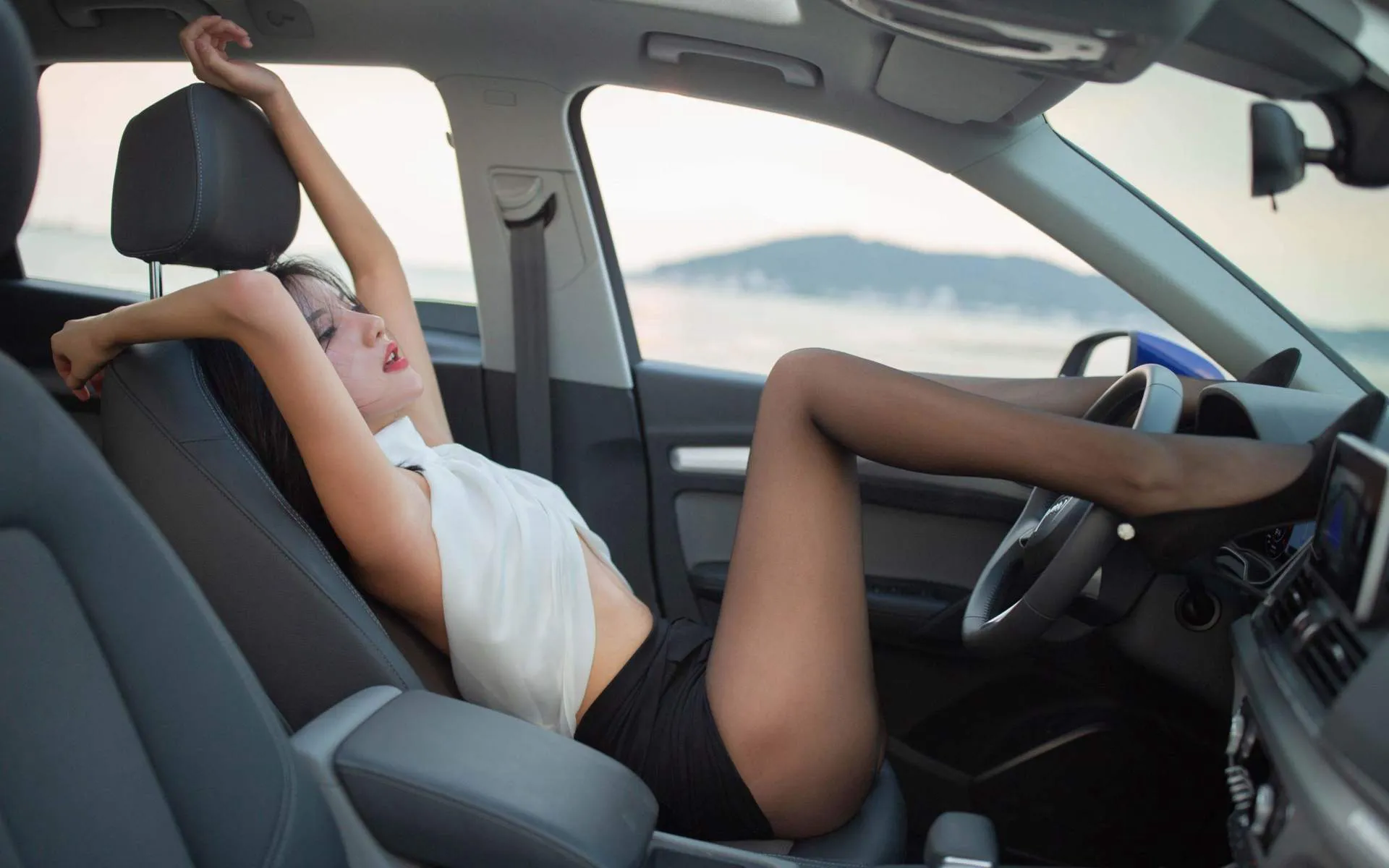 XIUREN秀人网 No.1768 就是阿朱啊第13张