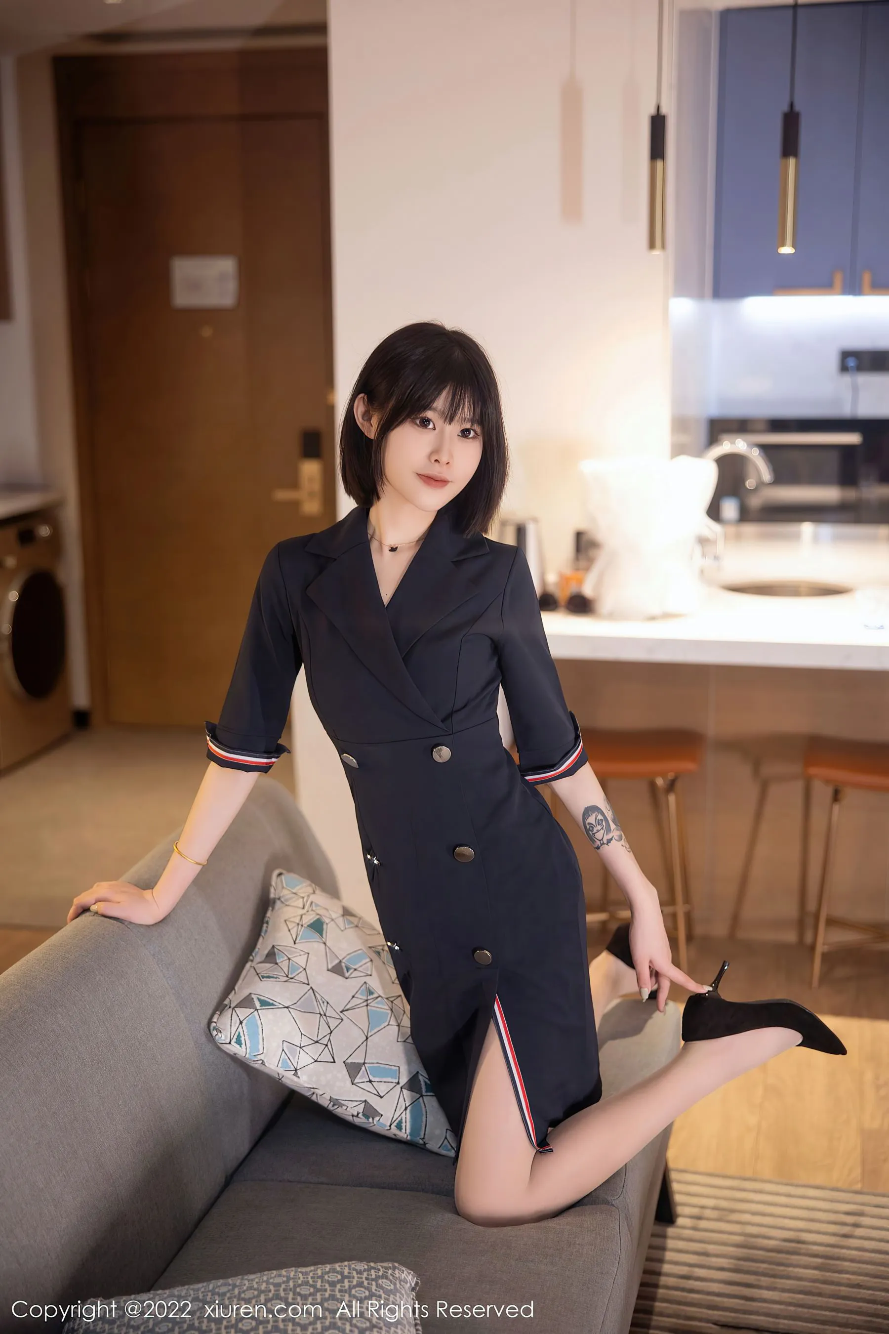  秀人网 No.5329 77qiqi 美腿丝袜第12张