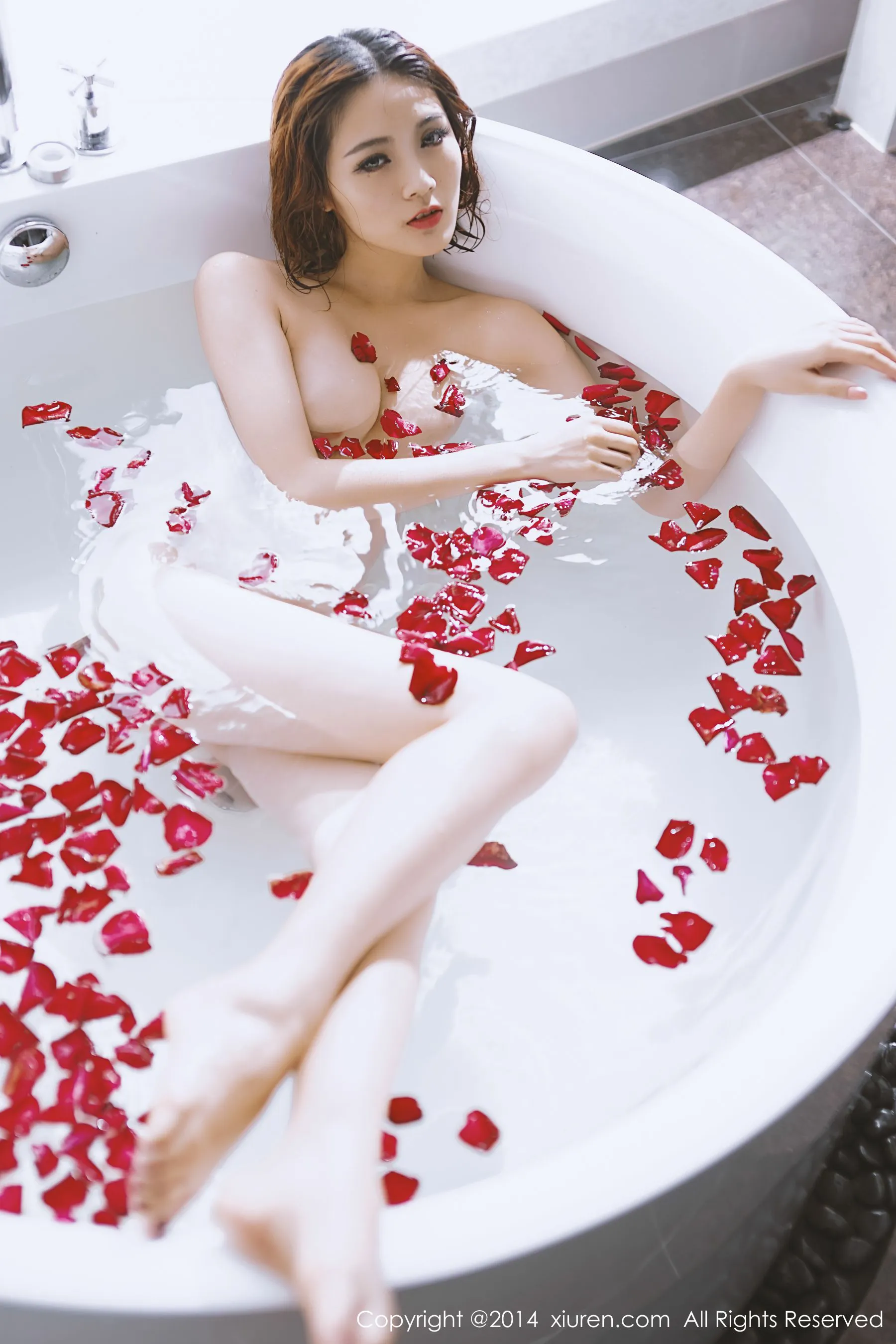  YOYO苏小苏《人体艺术》 秀人网 No.211第2张