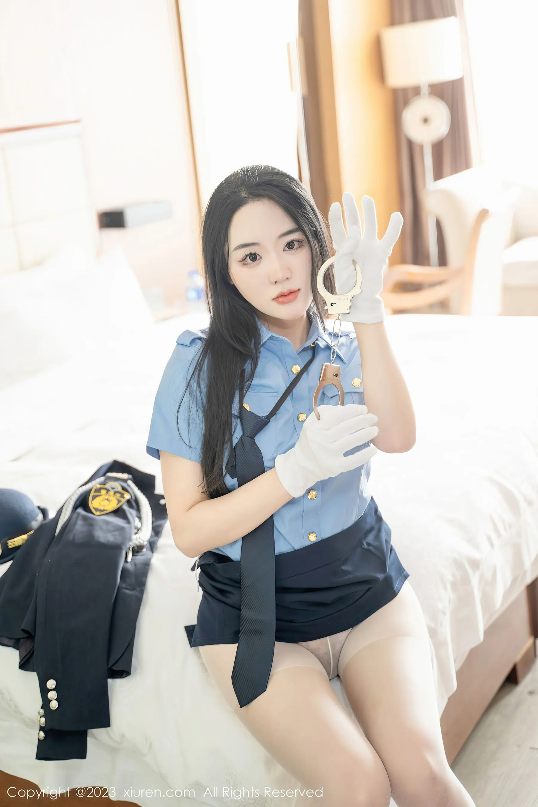 秀人网 No.6497 汐汐爱吃草莓第28张