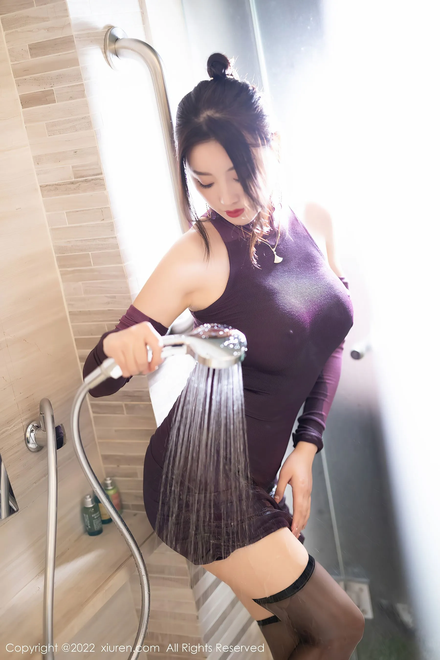  秀人网 No.4989 杨晨晨Yome 黑丝美臀第5张