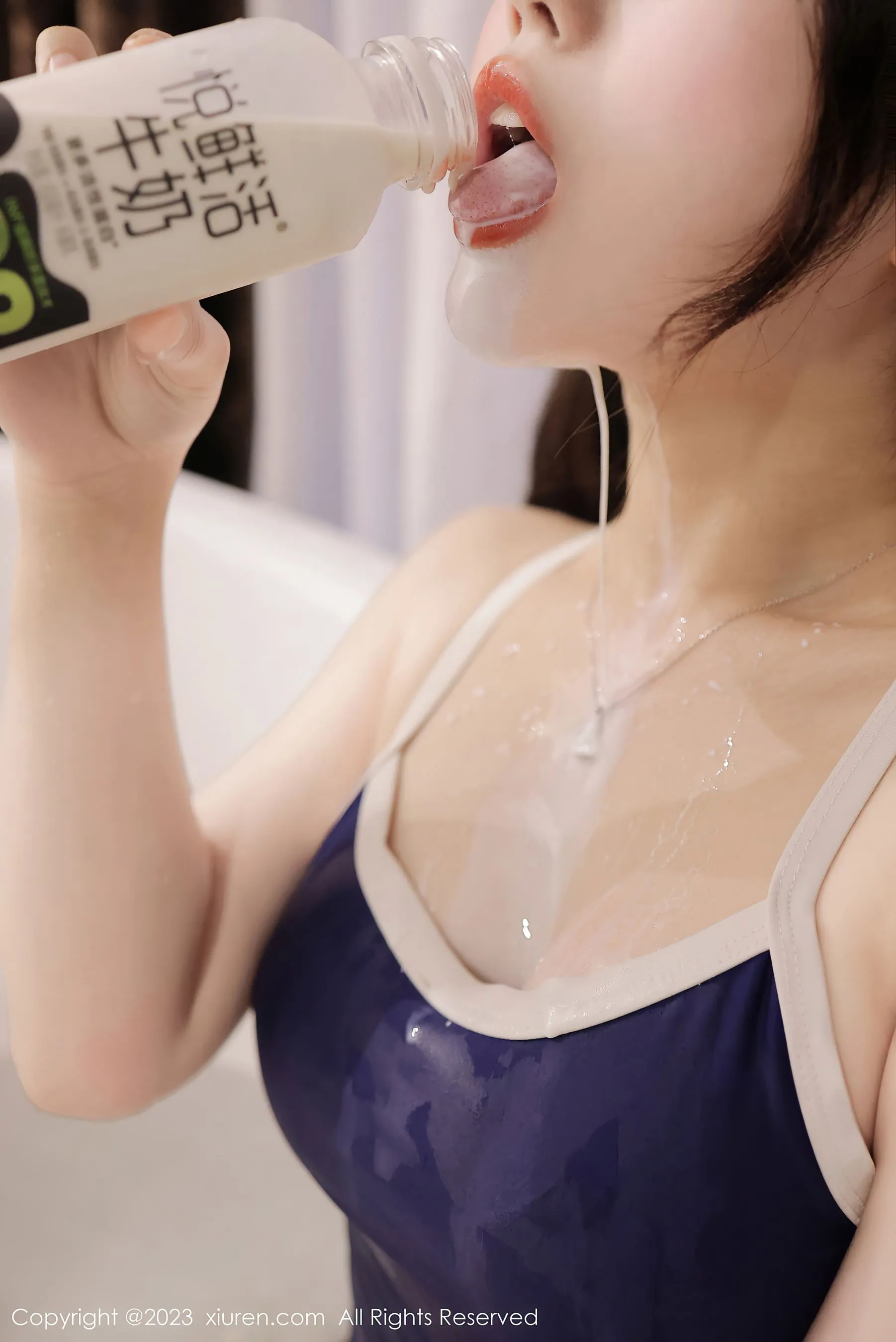  秀人网 No.6781 岁小岁 新人美腿第9张