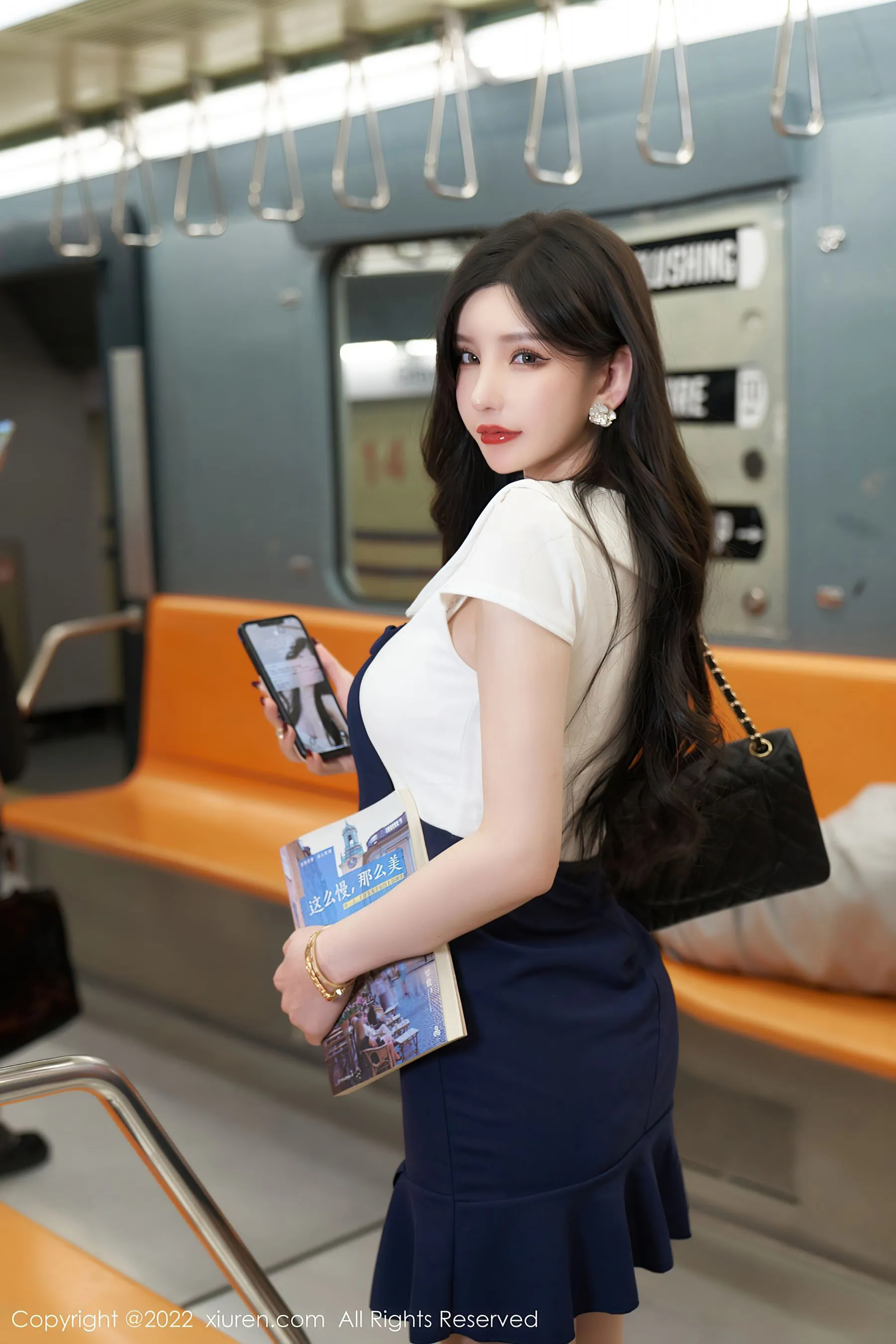  秀人网 No.4979 周于希Sally 短裙美腿第6张