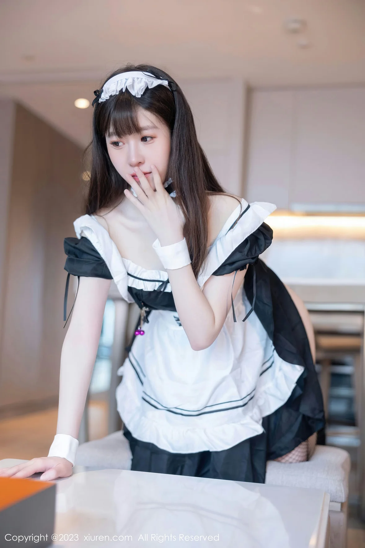  XiuRen 秀人 No.7034 林悠悠 黑色女仆性感写真 [85P]第14张