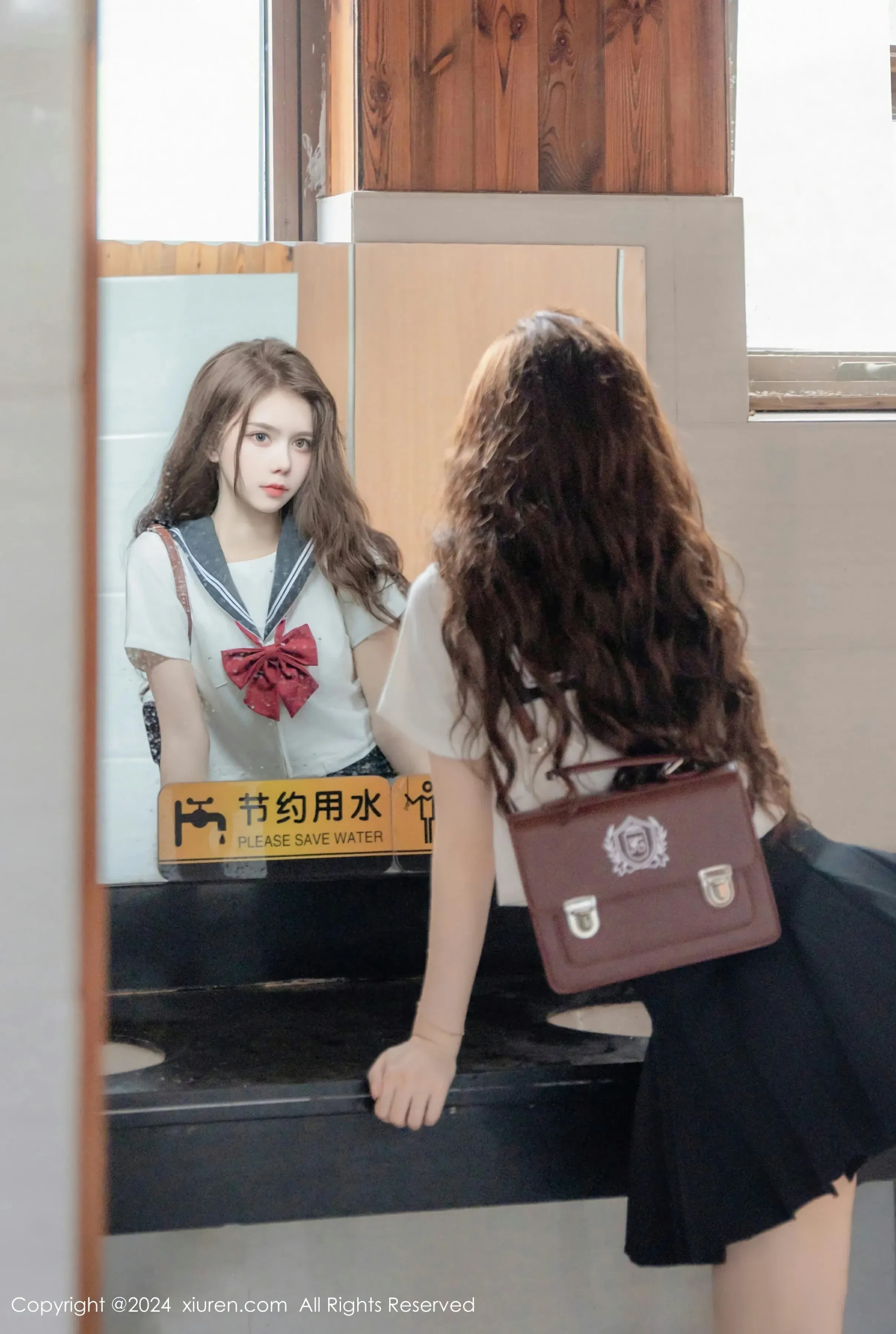  XiuRen 秀人 No.8948 拍黄瓜girl 新人模特 [81P]第12张