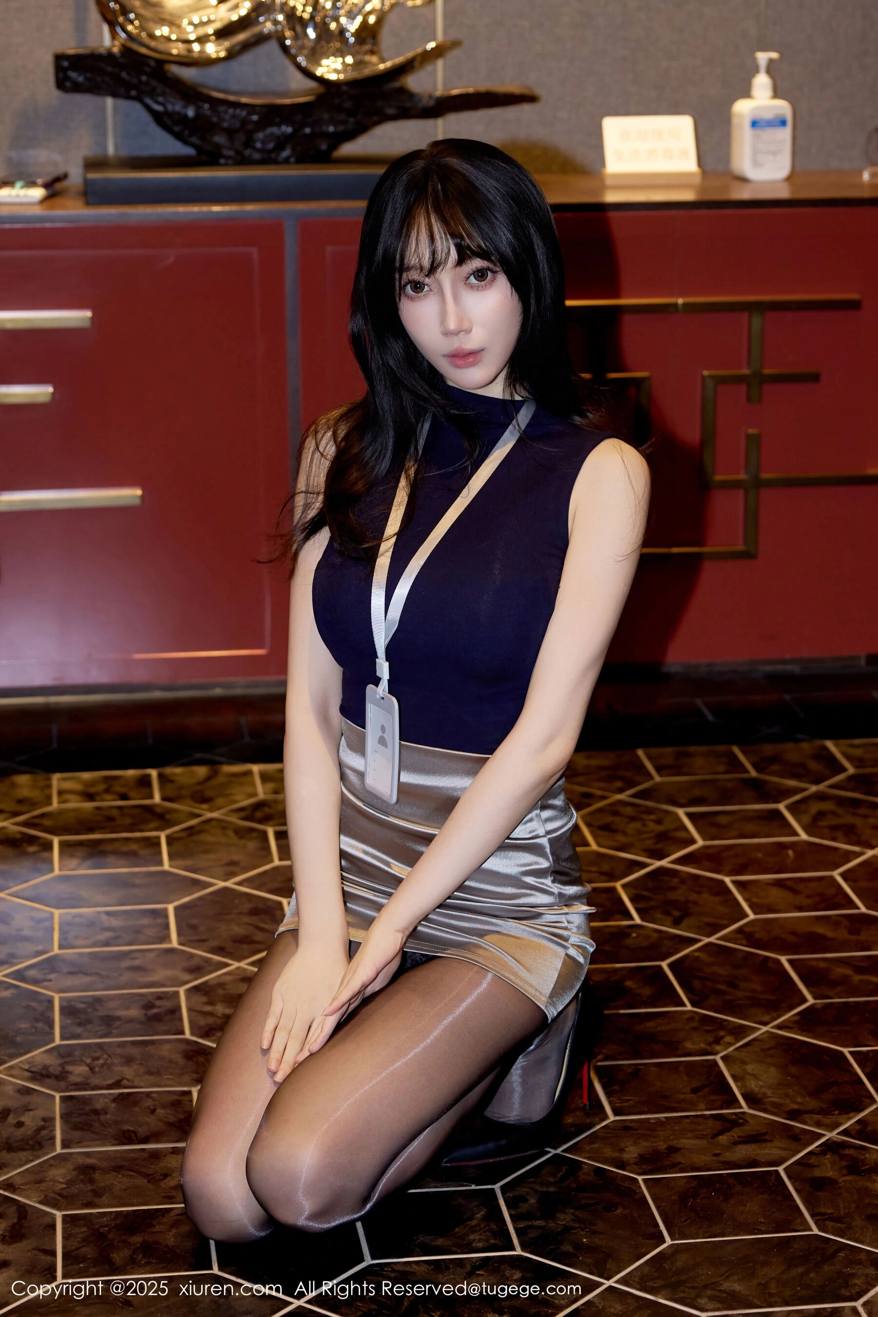  秀人网 玥儿玥er Vol.10890 [72P]第1张