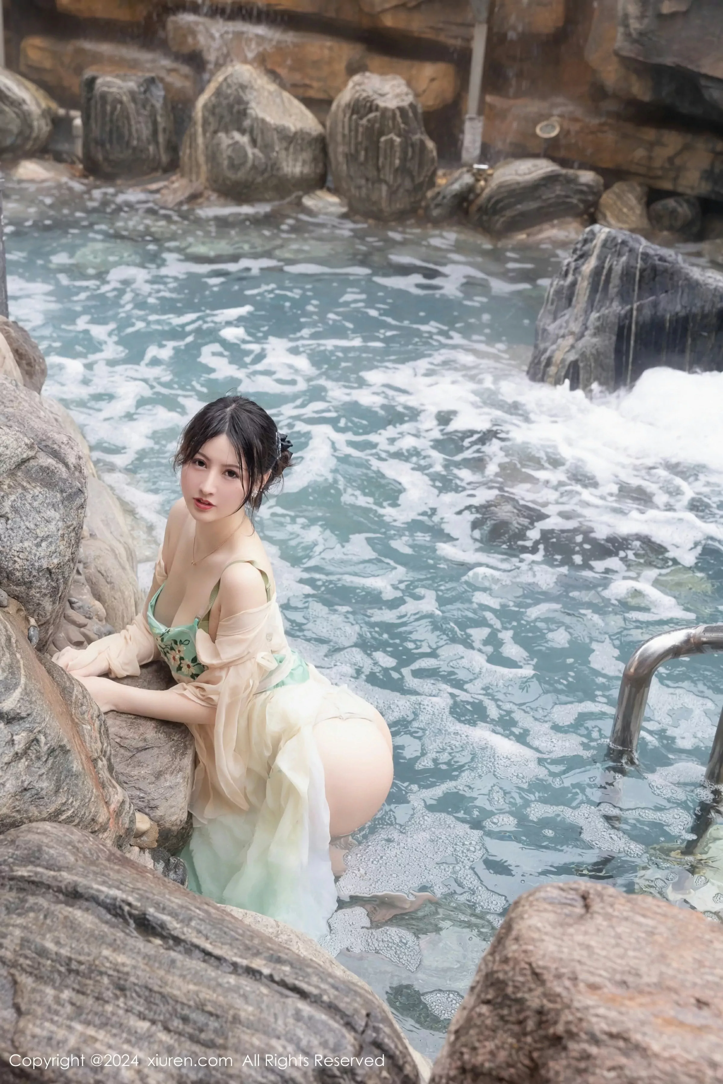  XiuRen 秀人 No.8128 诗诗kiki [82P]第8张