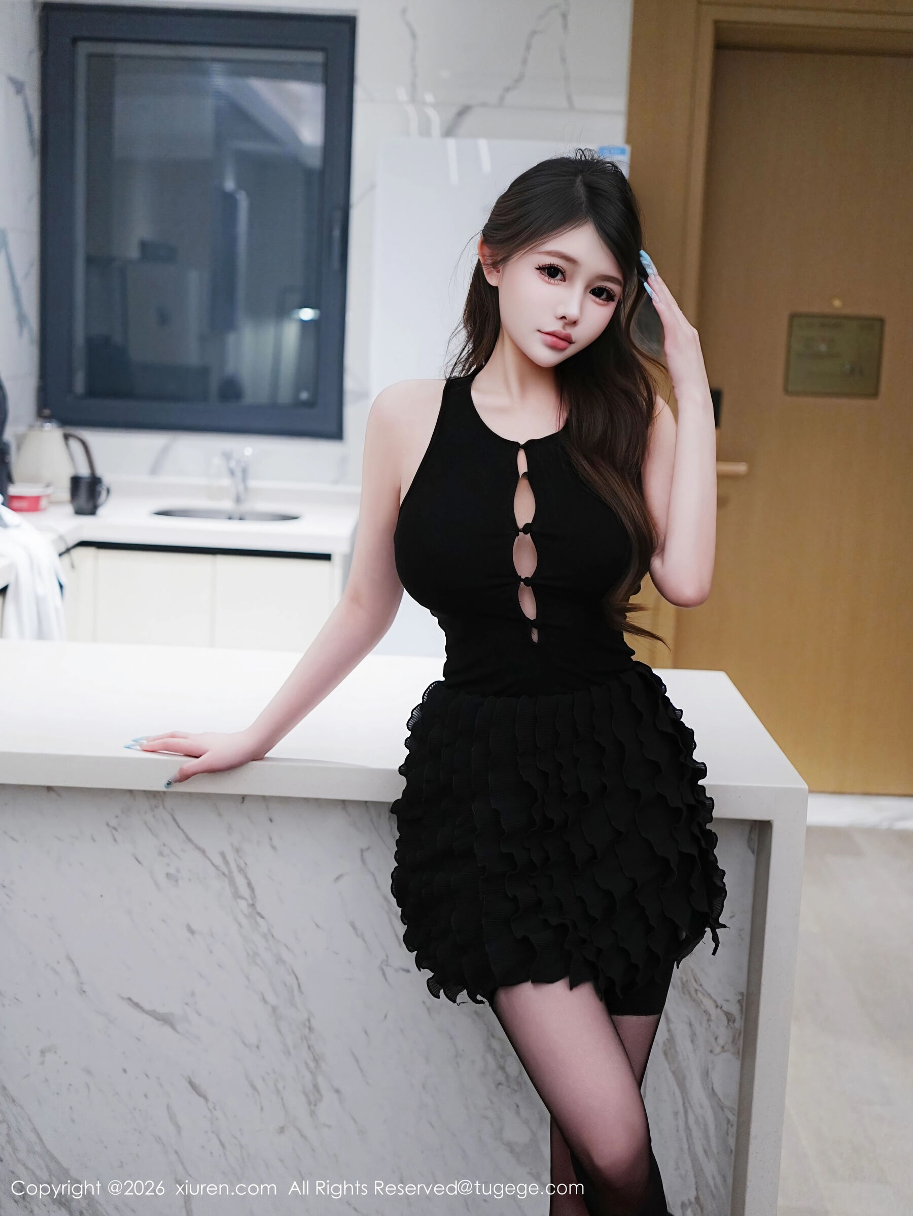  秀人网 甜妮 Vol.11204 [74P]第2张