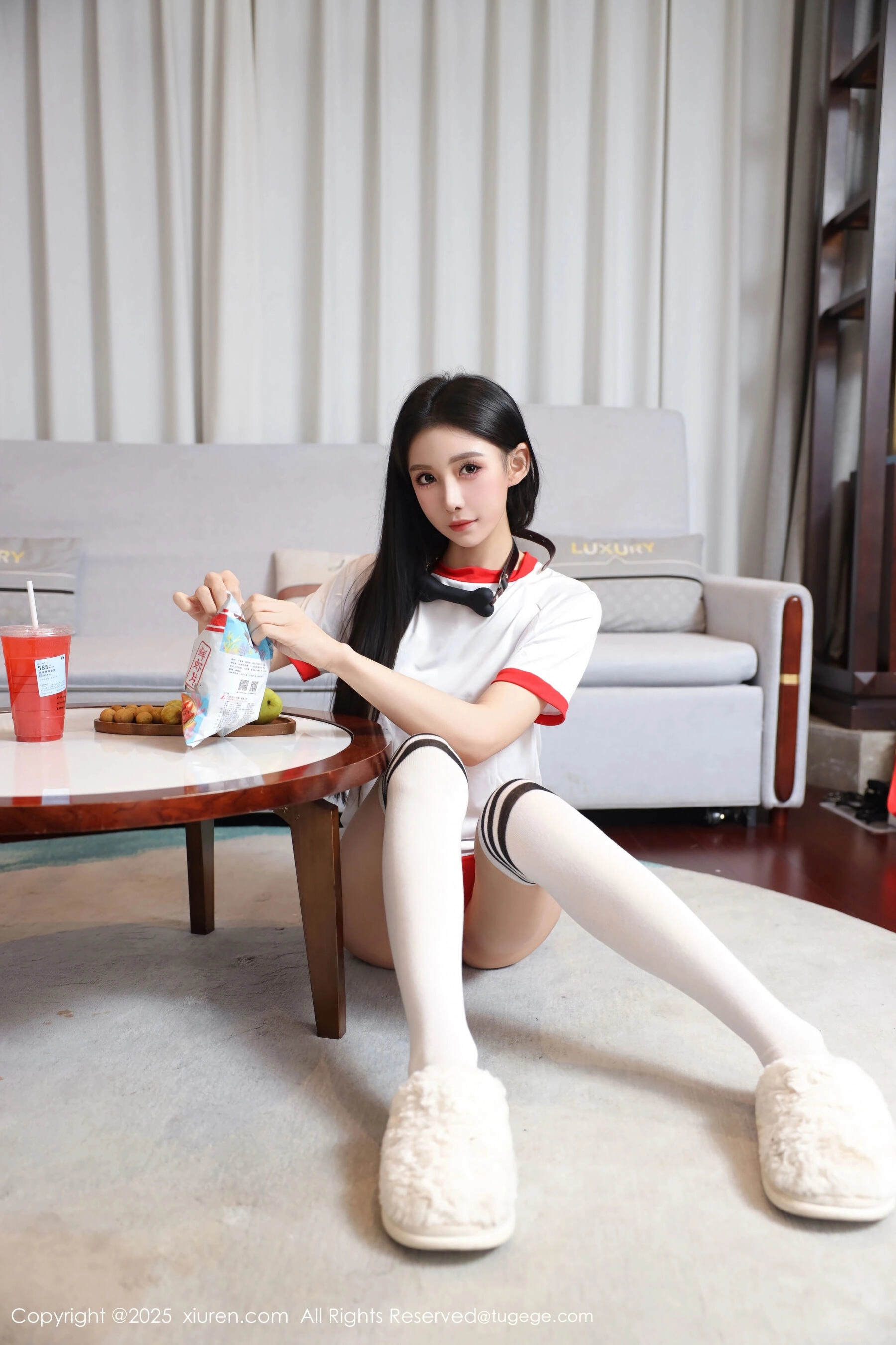  秀人网 许微微呀 Vol.11110 [86P]第2张