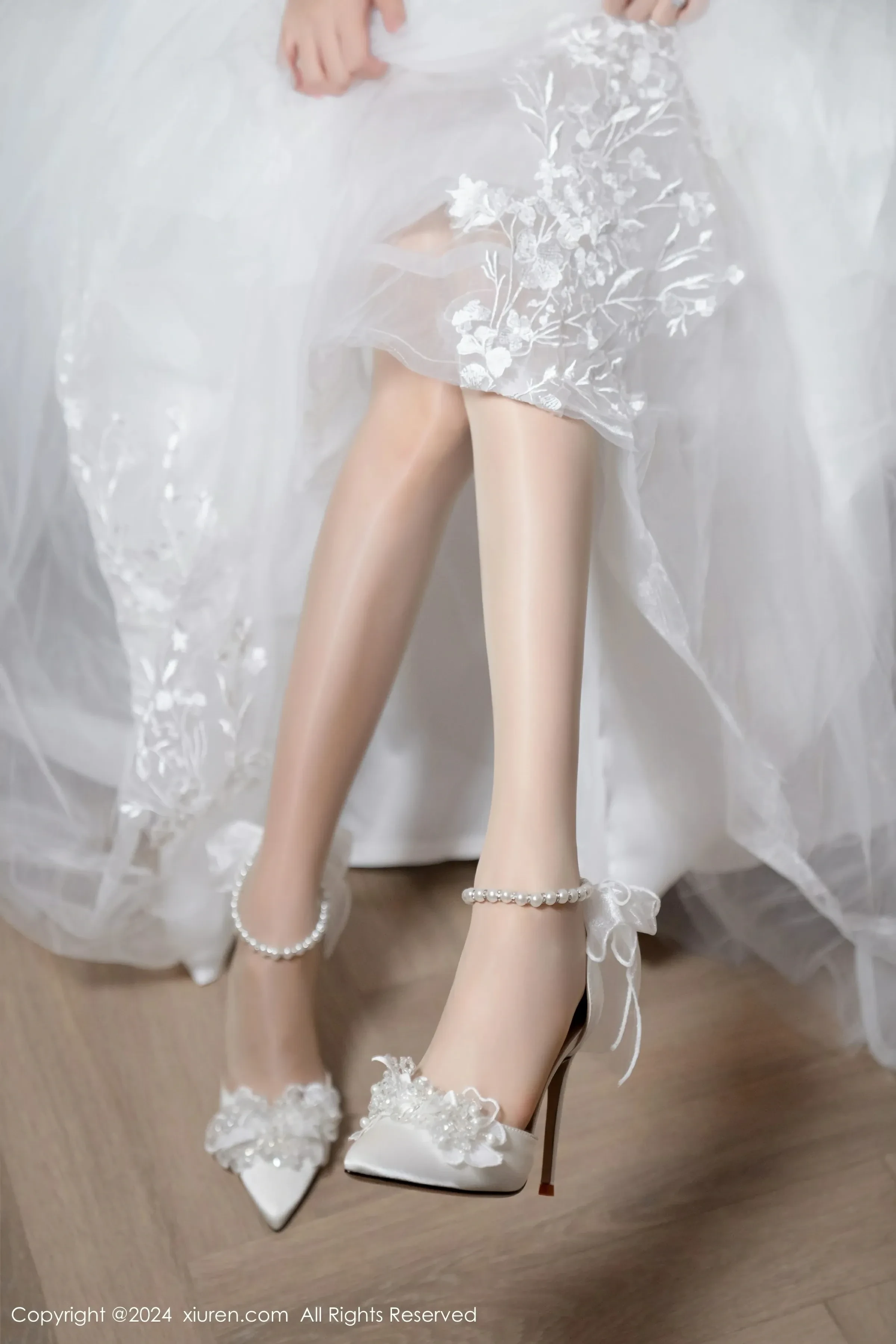  XiuRen 秀人 No.8998 利世 [100P]第6张