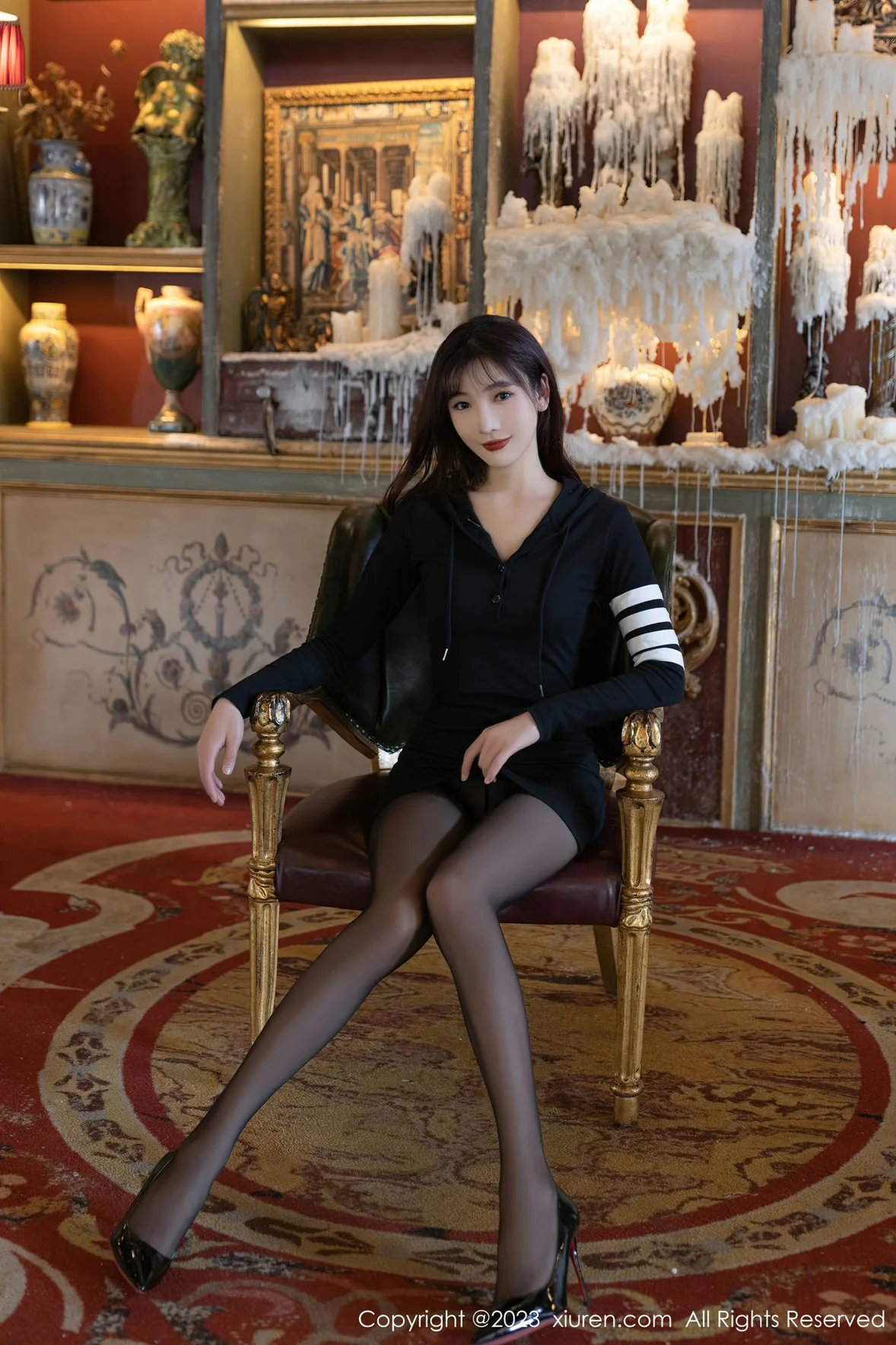  XiuRen 秀人 No.6925 陆萱萱 黑色运动裙性感写真 [83P]