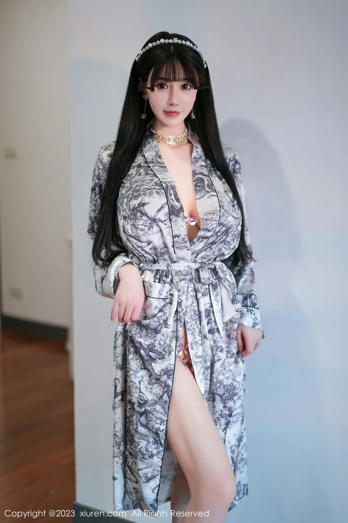  XiuRen 秀人 No.6932 朱可儿Flora 灰色睡袍性感写真 [71P]