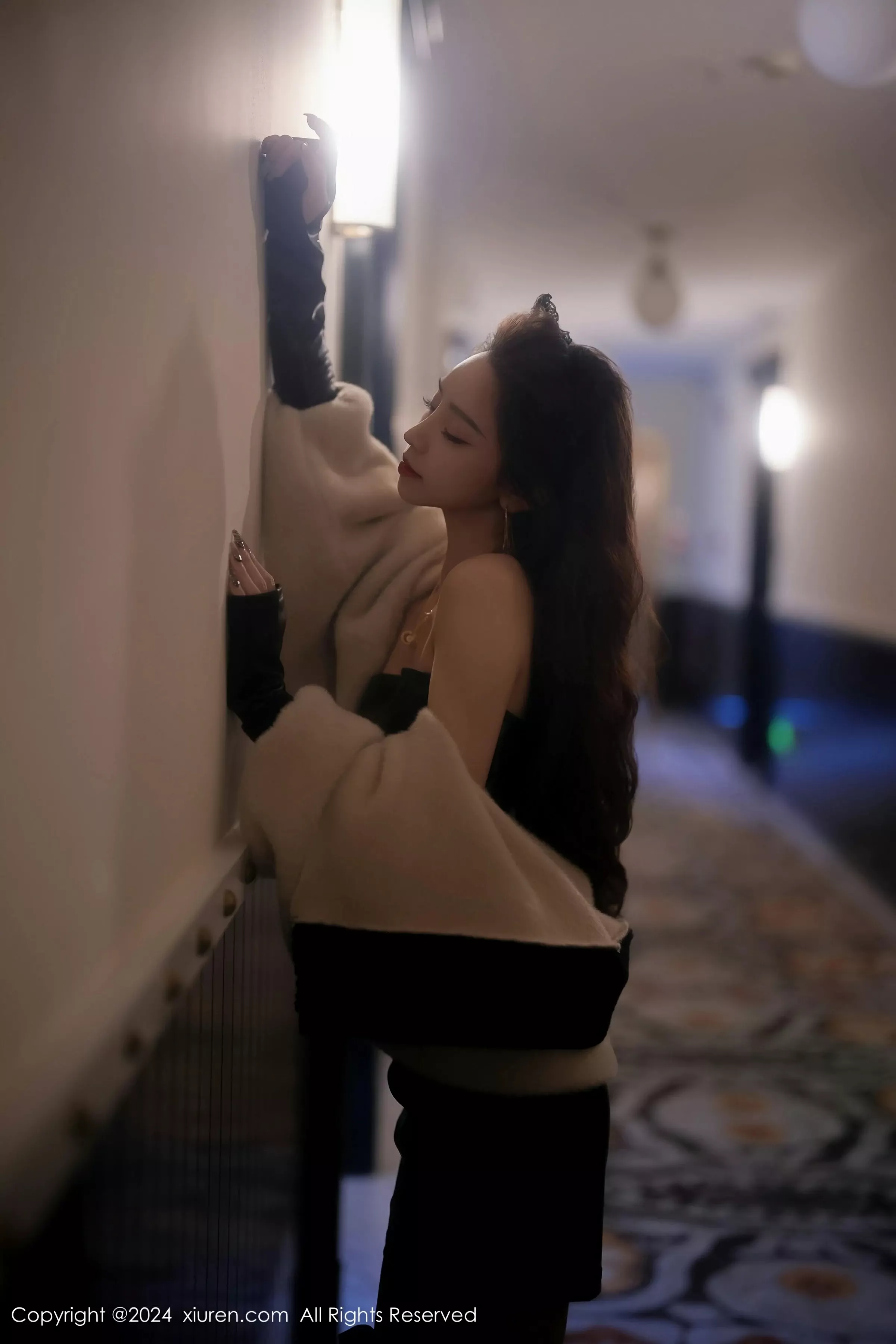  XiuRen 秀人 No.8049 苏曼兮 [64P]第4张