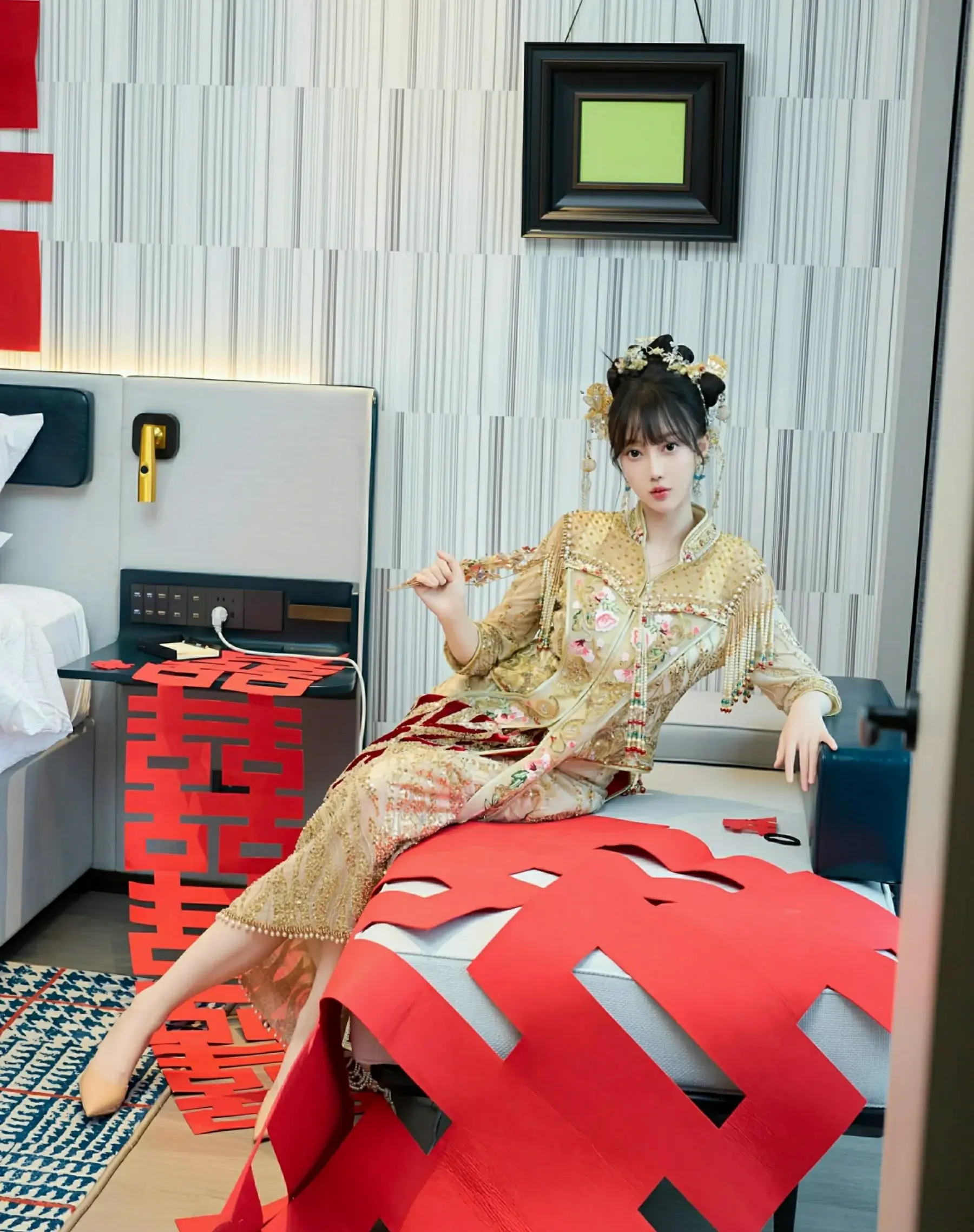  秀人网 No.10567 玥儿玥er [72P]第2张