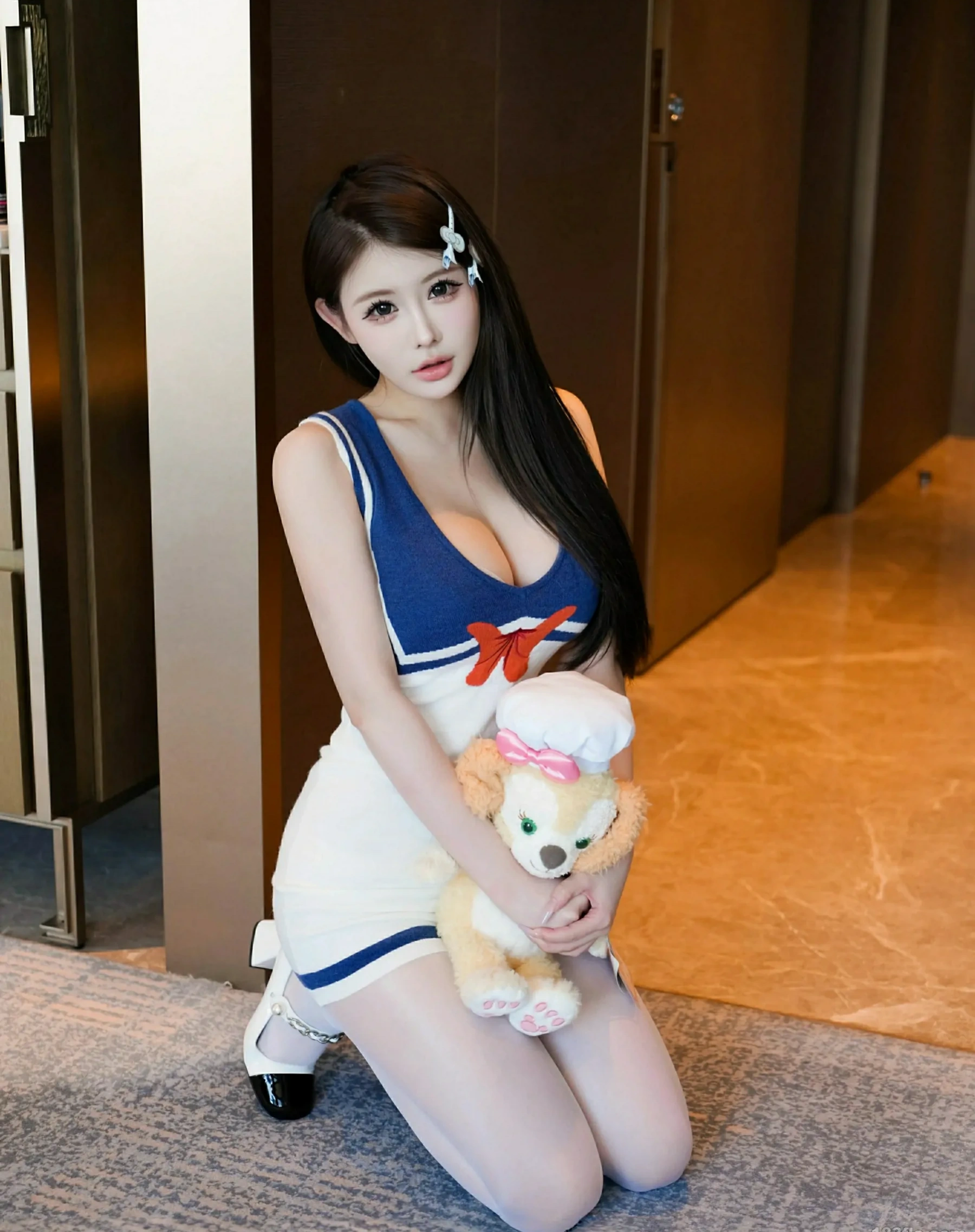  秀人网 No.10628 甜妮 [71P]第1张