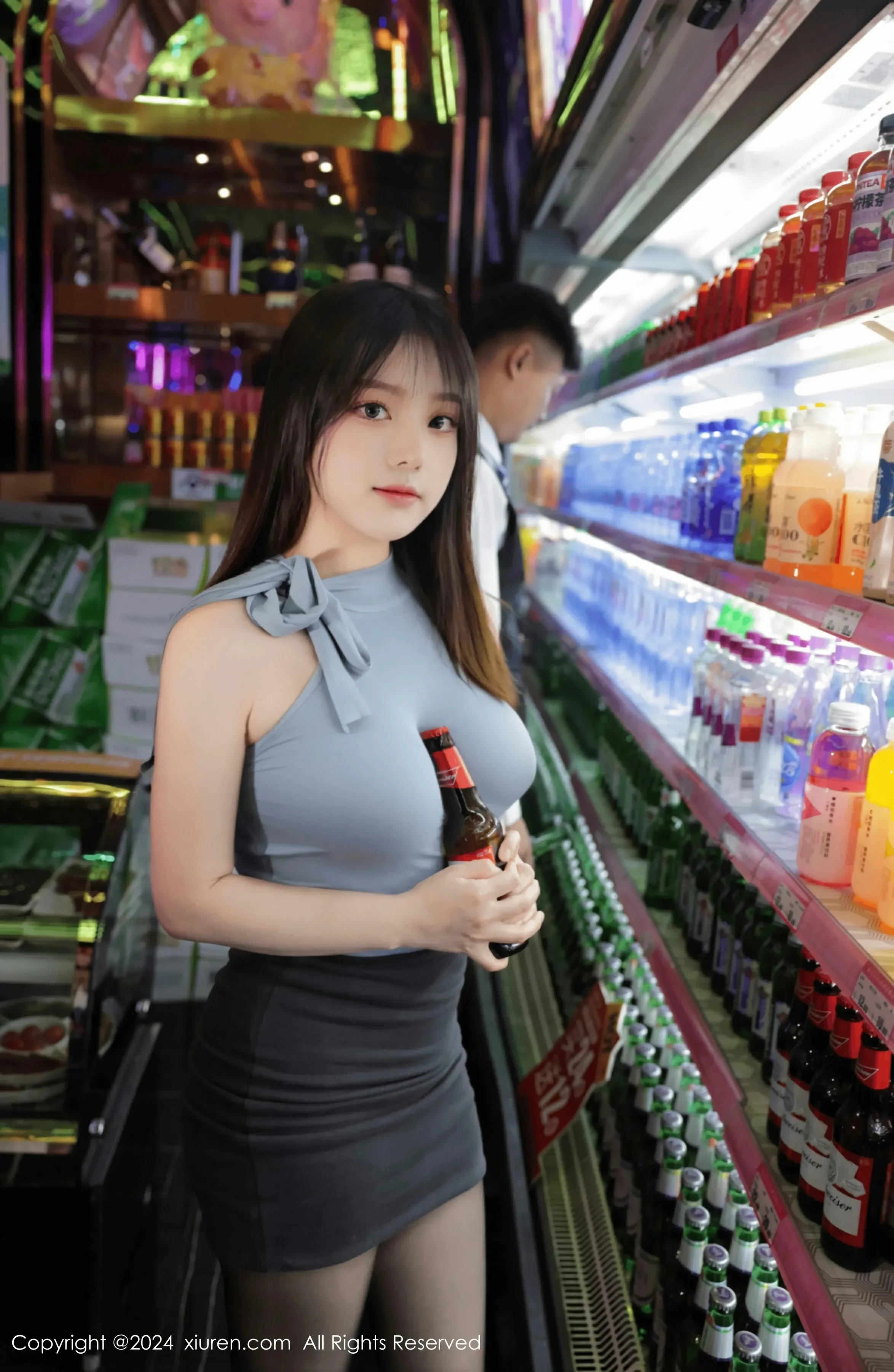  XiuRen 秀人 No.8402 豆瓣酱 [73P]第3张