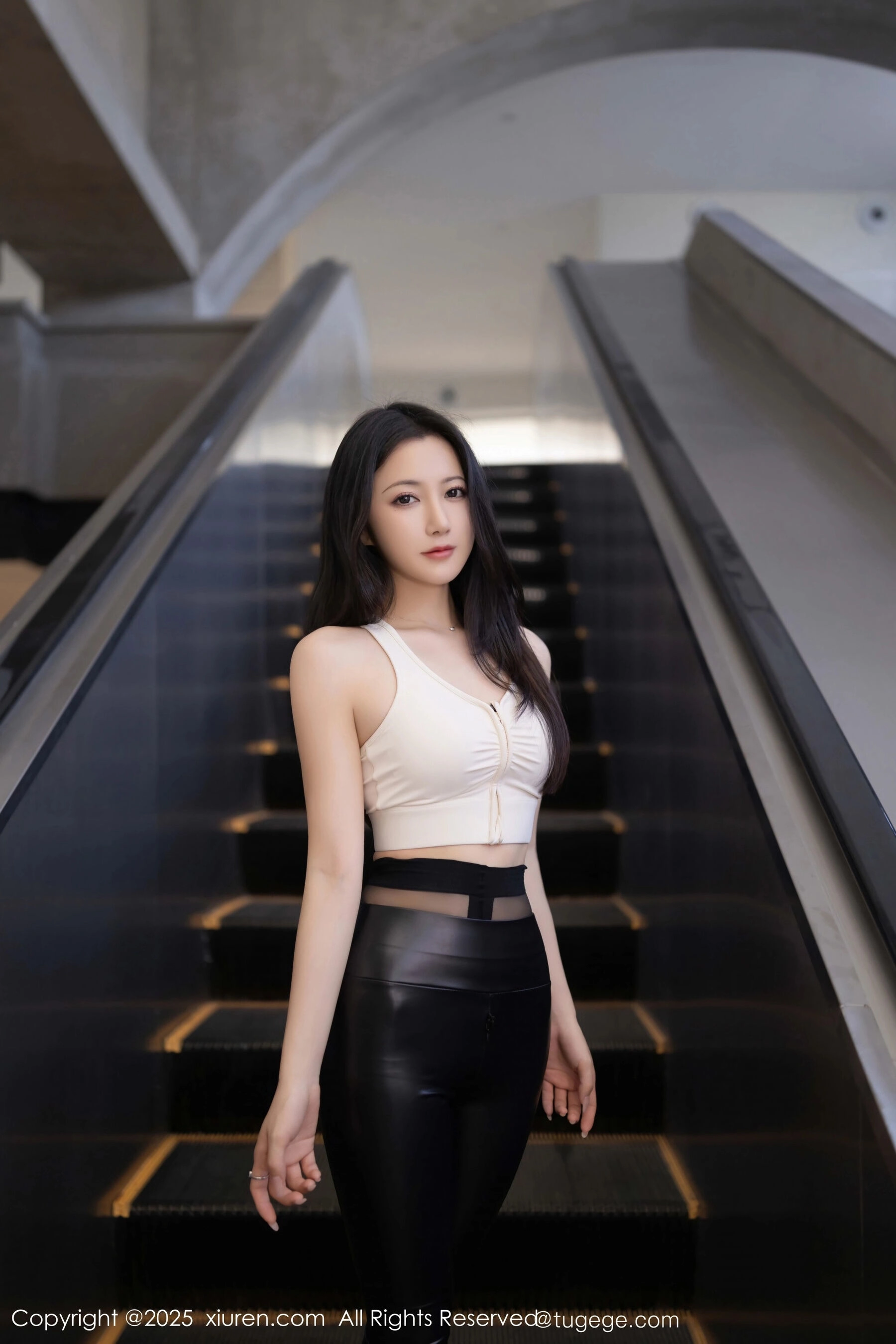  秀人网 鱼子酱Fish Vol.11021 [74P]第4张