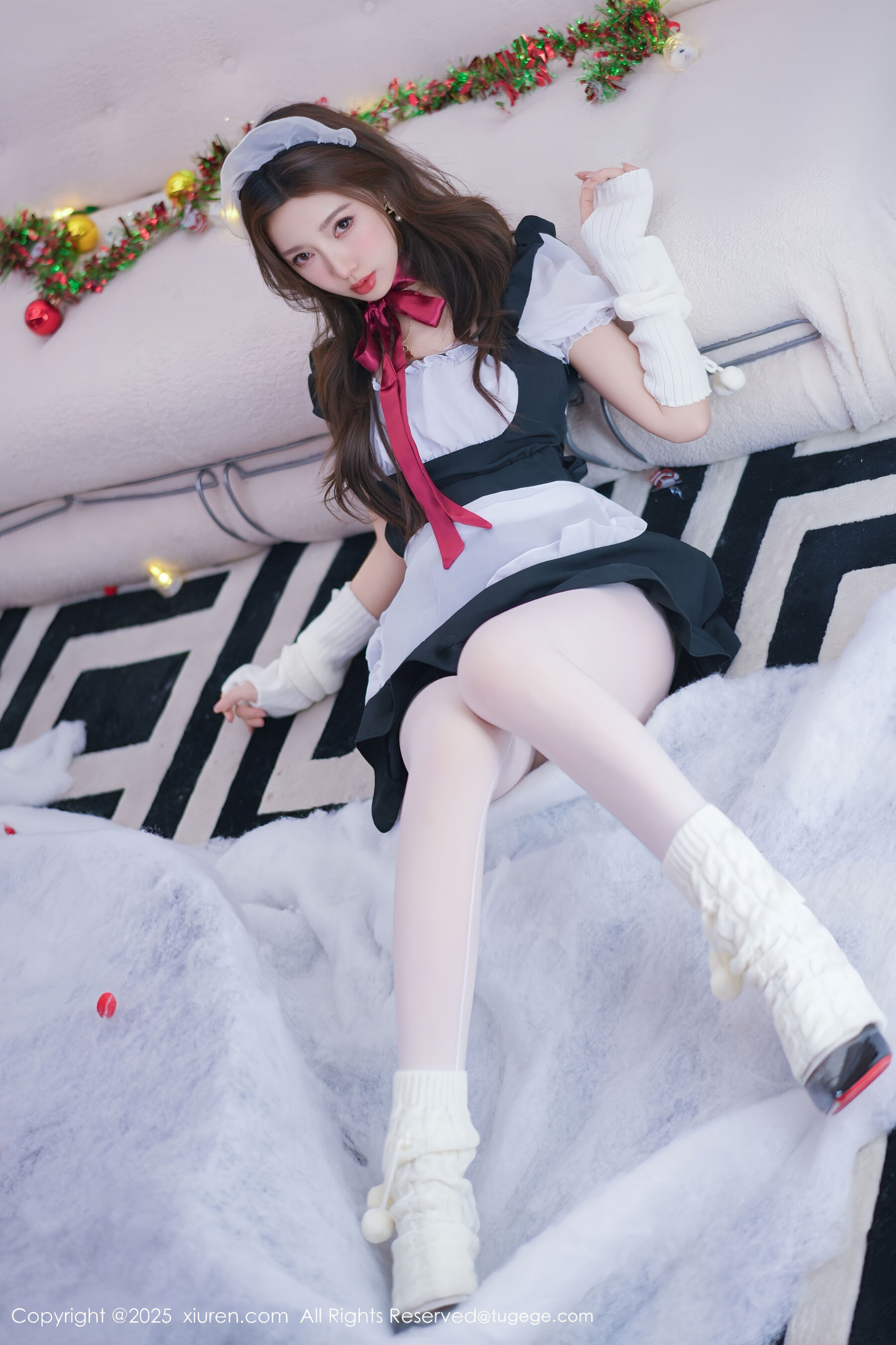  秀人网 Twins-桃桃 Vol.11152 [77P]第3张