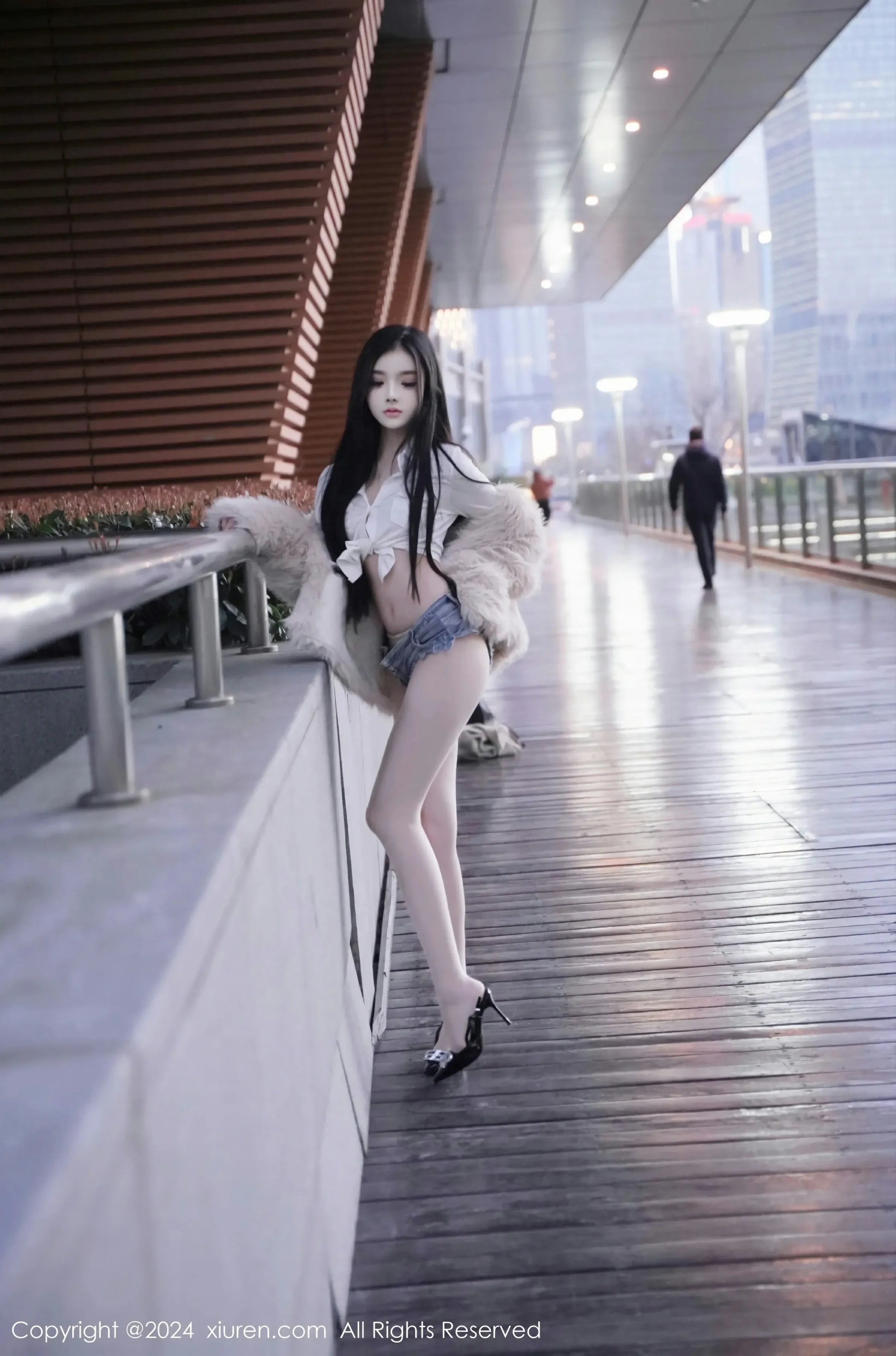  XiuRen 秀人 No.8261 龙雪儿 [77P]第6张