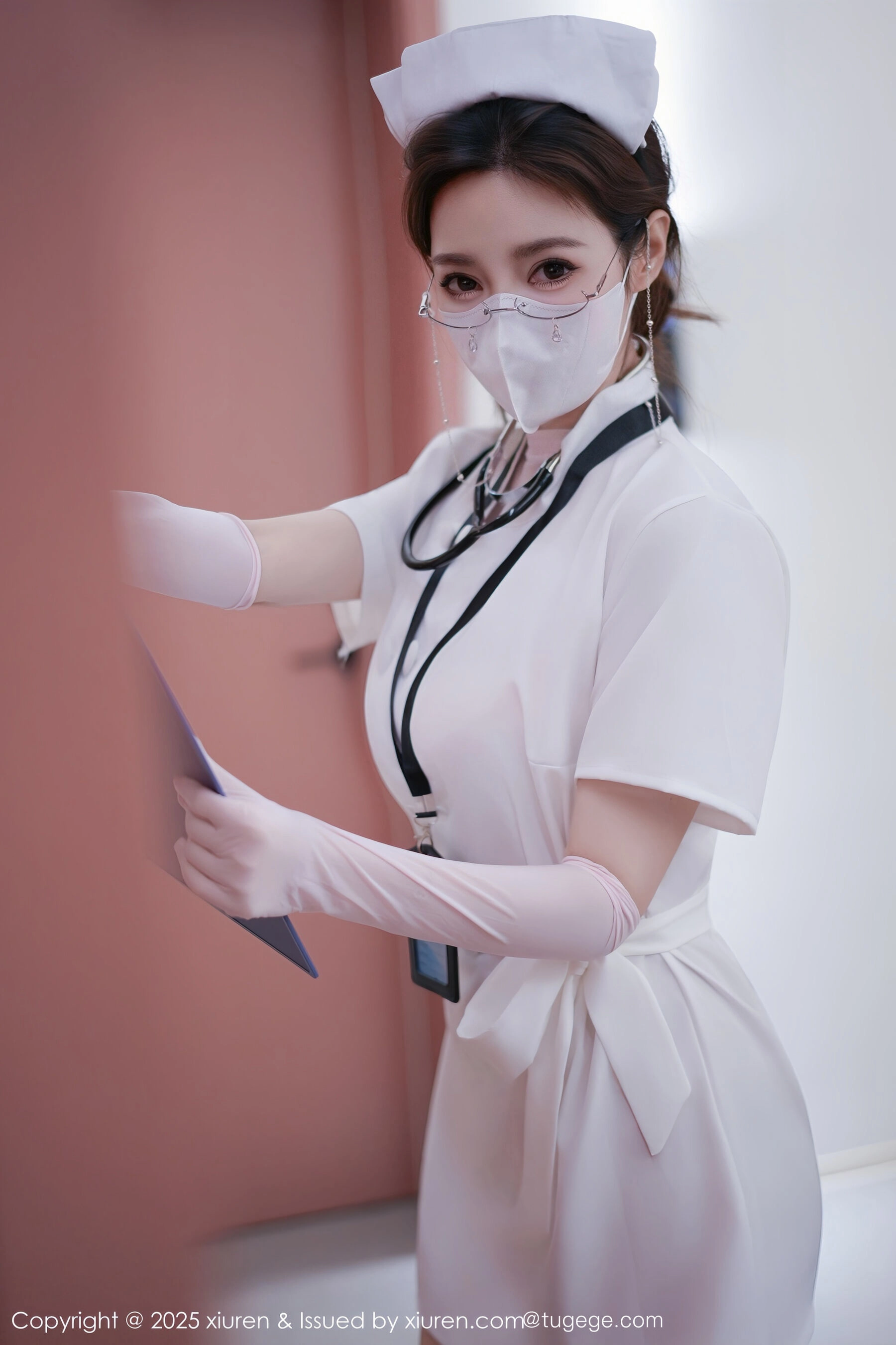  秀人网 Twins 桃桃 Vol.11099 [78P]第3张