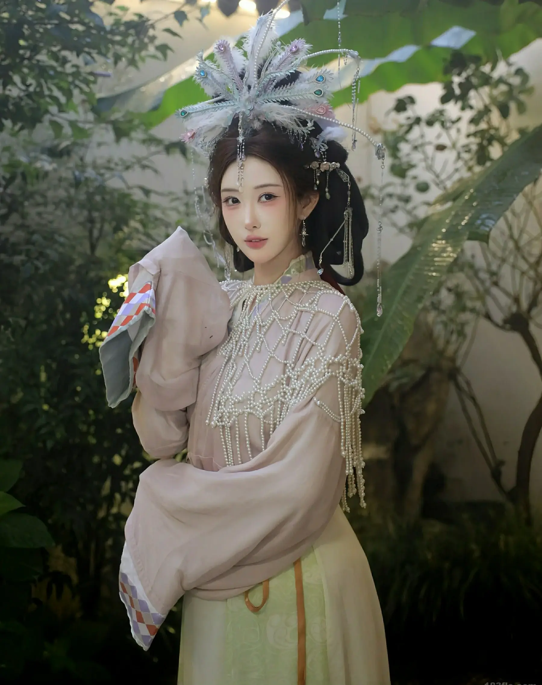  秀人网 No.10736 金允希Yuki [80P]第2张