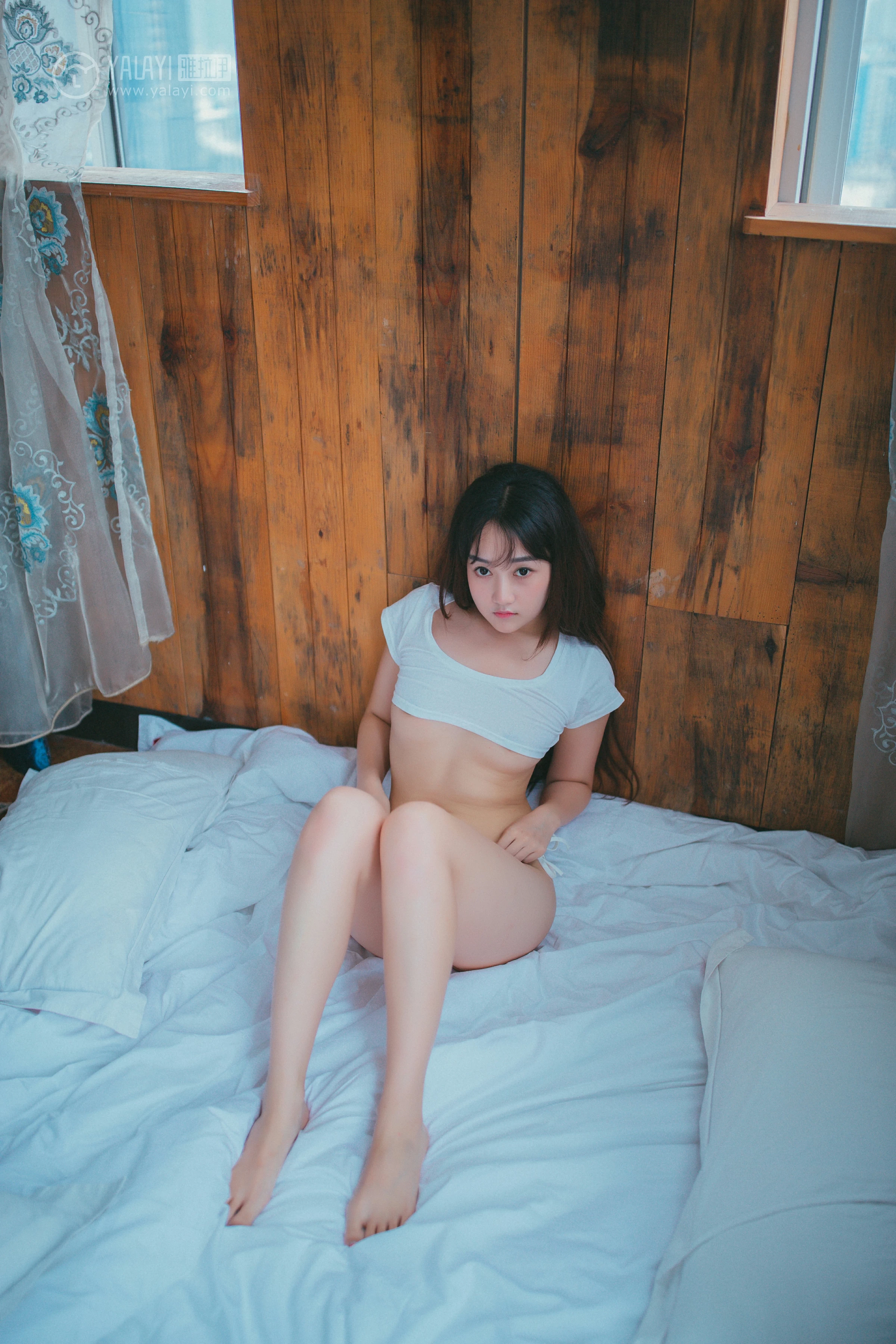 [YALAYI雅拉伊]NO.093 蓝色恋人 伊伊小仙女 白色透视睡衣加蕾丝情趣内衣性感私房写真集第12张