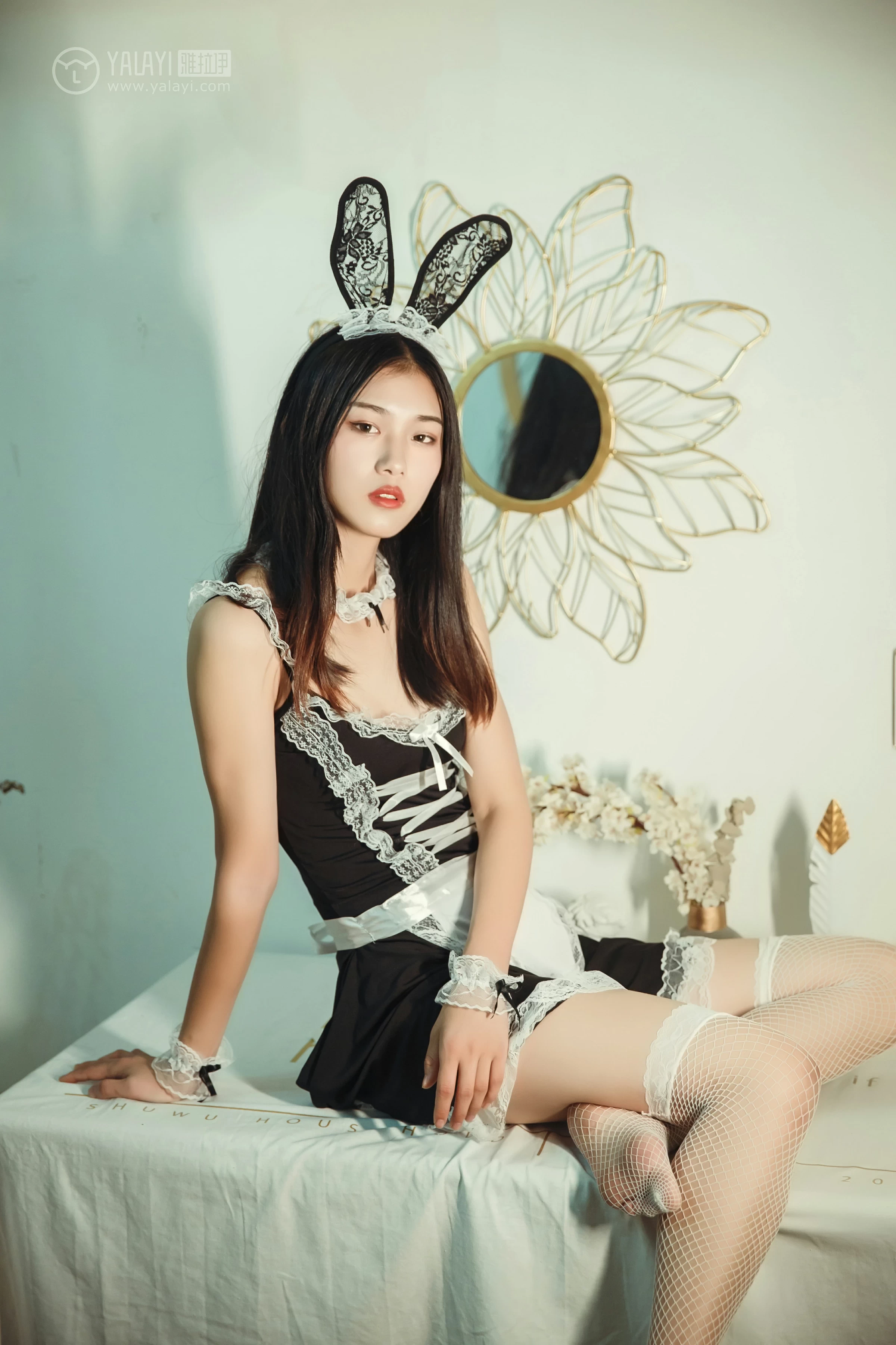 [YALAYI雅拉伊]NO.125 兔儿御姐 和风 性感女仆制服加白色情趣渔网袜私房写真集第15张
