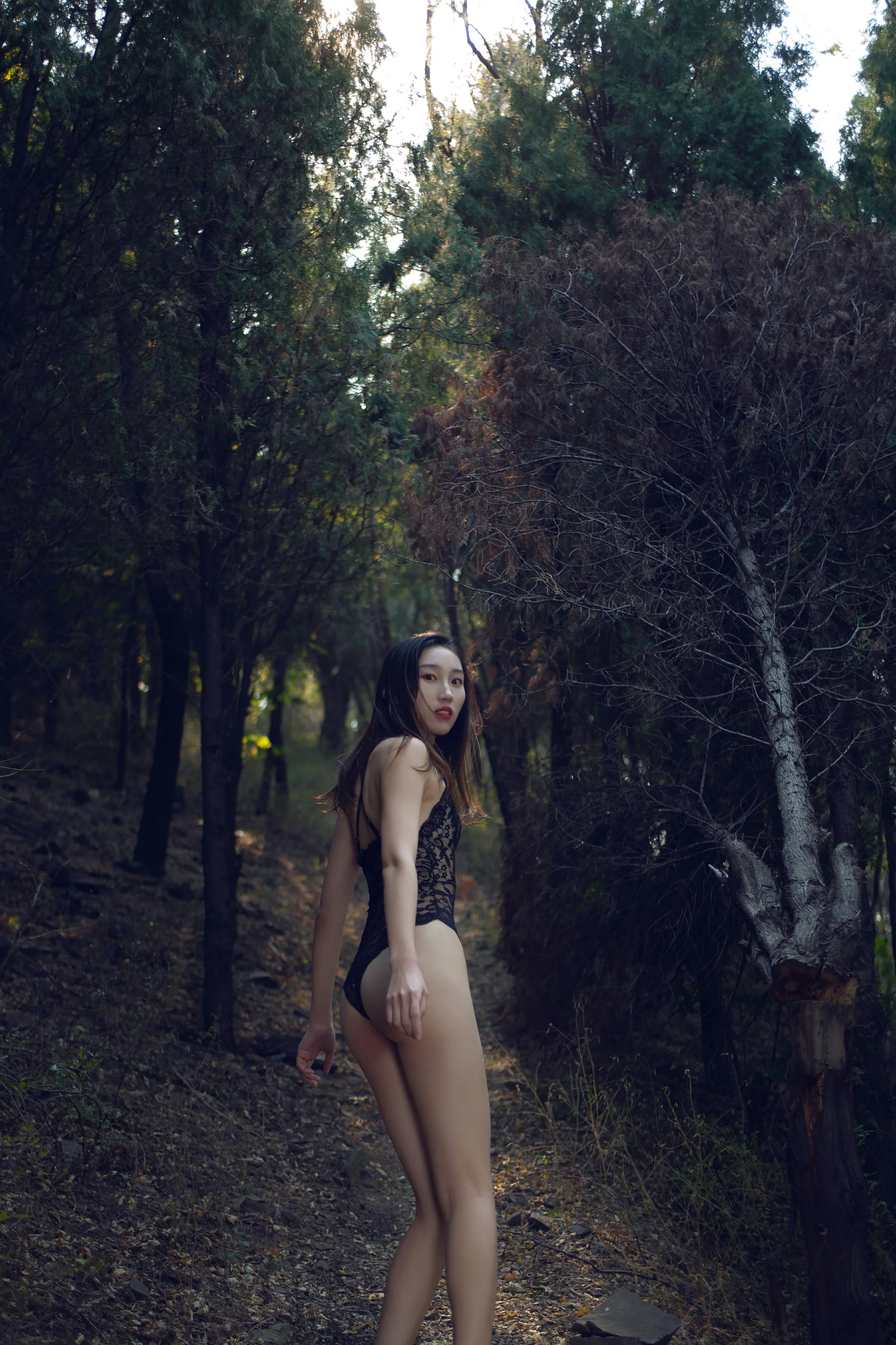 [YALAYI雅拉伊]NO.130 逃离出梦境 熏儿 黑色透视情趣连体内衣性感私房写真集第12张