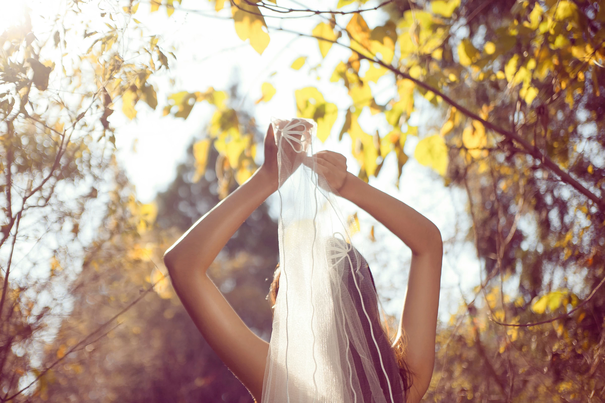 [YALAYI雅拉伊]NO.133 深山原野 熏儿 白色蕾丝内衣性感私房写真集第7张