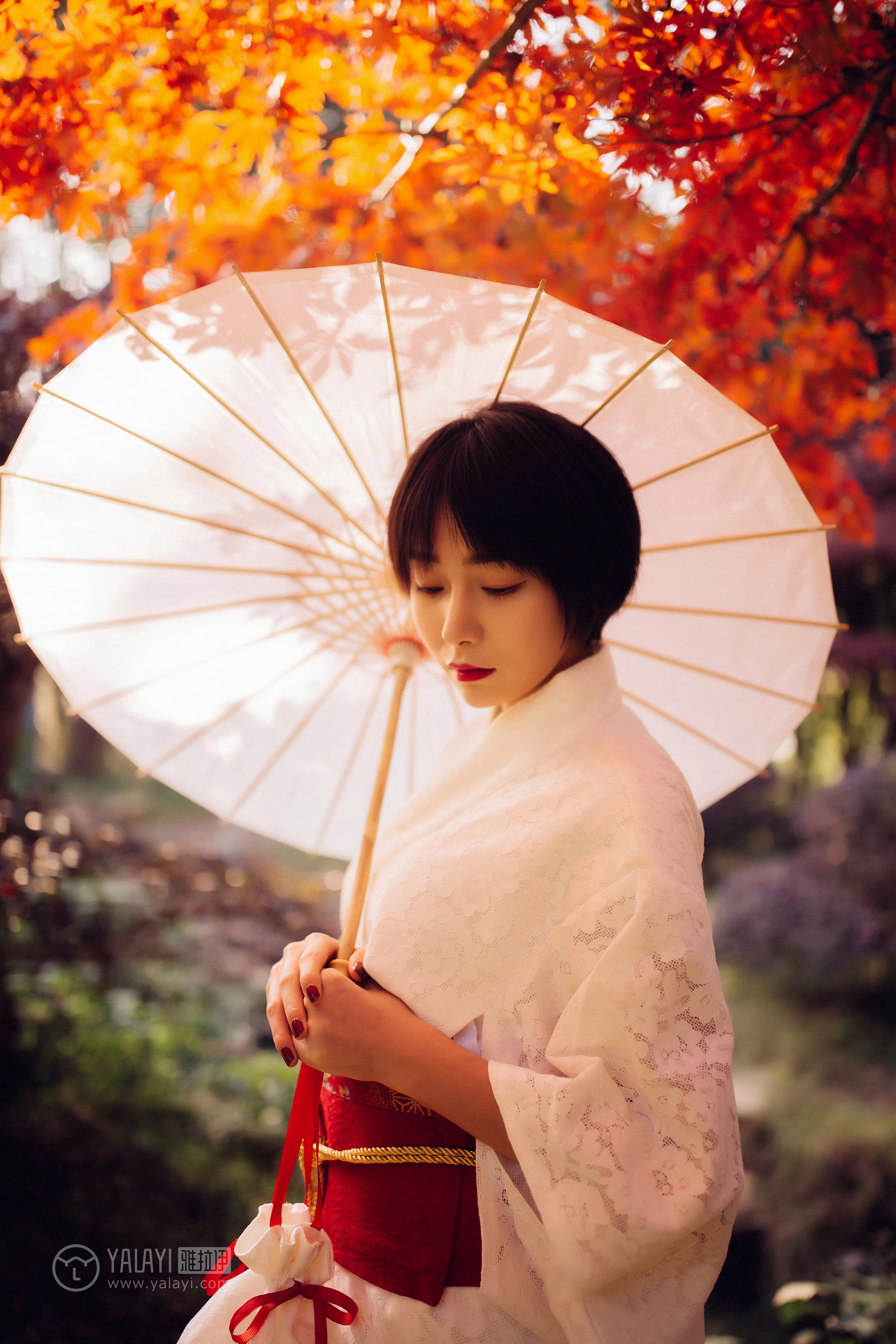 [YALAYI雅拉伊]NO.136 夕阳下的和风少女 静静 白色透视镂空和服性感私房写真集第2张