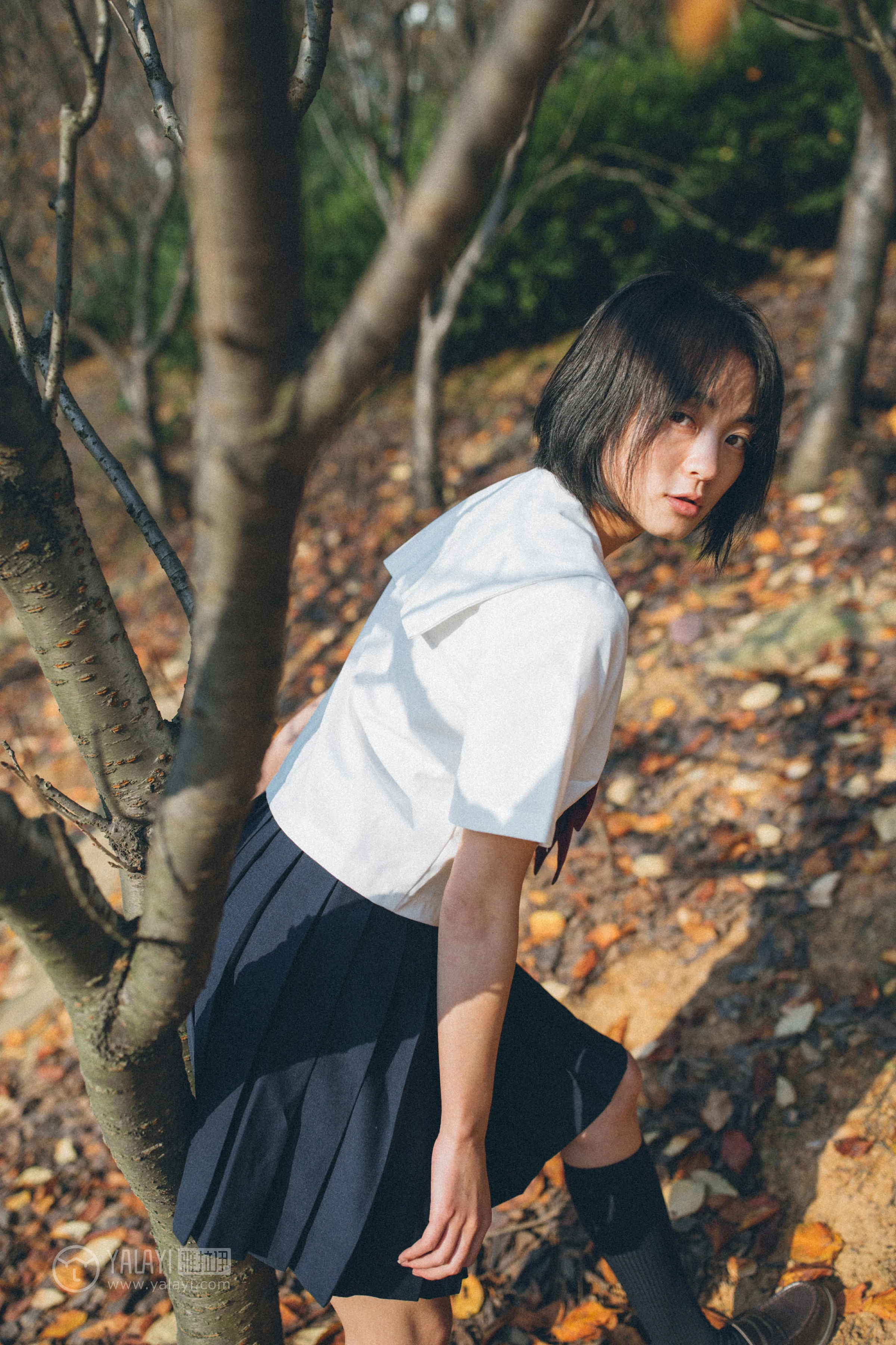 [YALAYI雅拉伊]NO.156 带我走带我飞 米粒米粒 高中女生制服与短裙私房写真集第12张